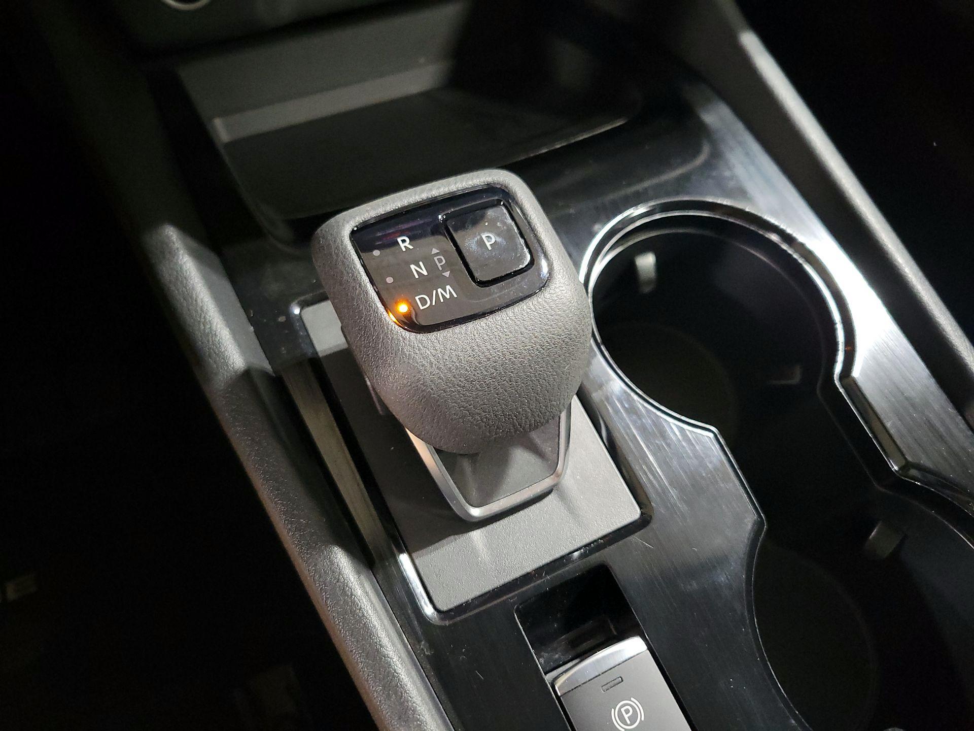 Thumbnail: 2023 Nissan Rogue - 17