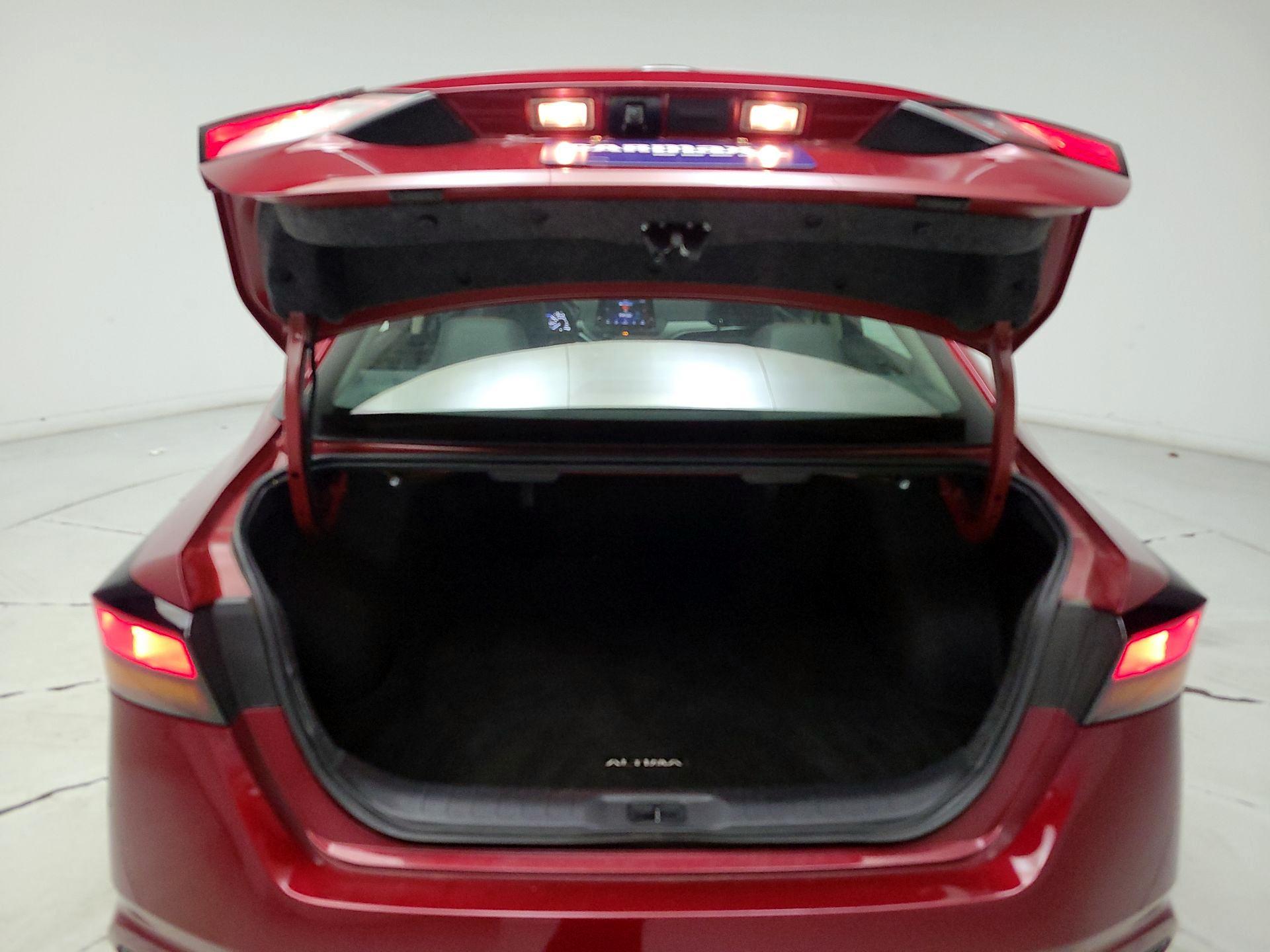 Thumbnail: 2025 Nissan Altima - 20