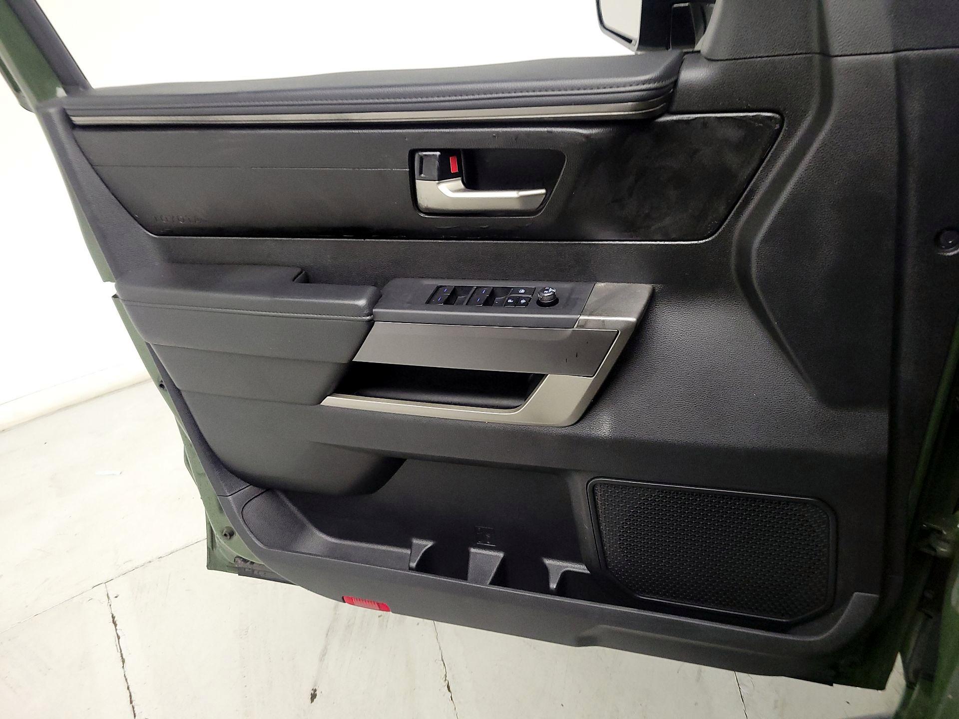 Thumbnail: 2022 Toyota Tundra - 12