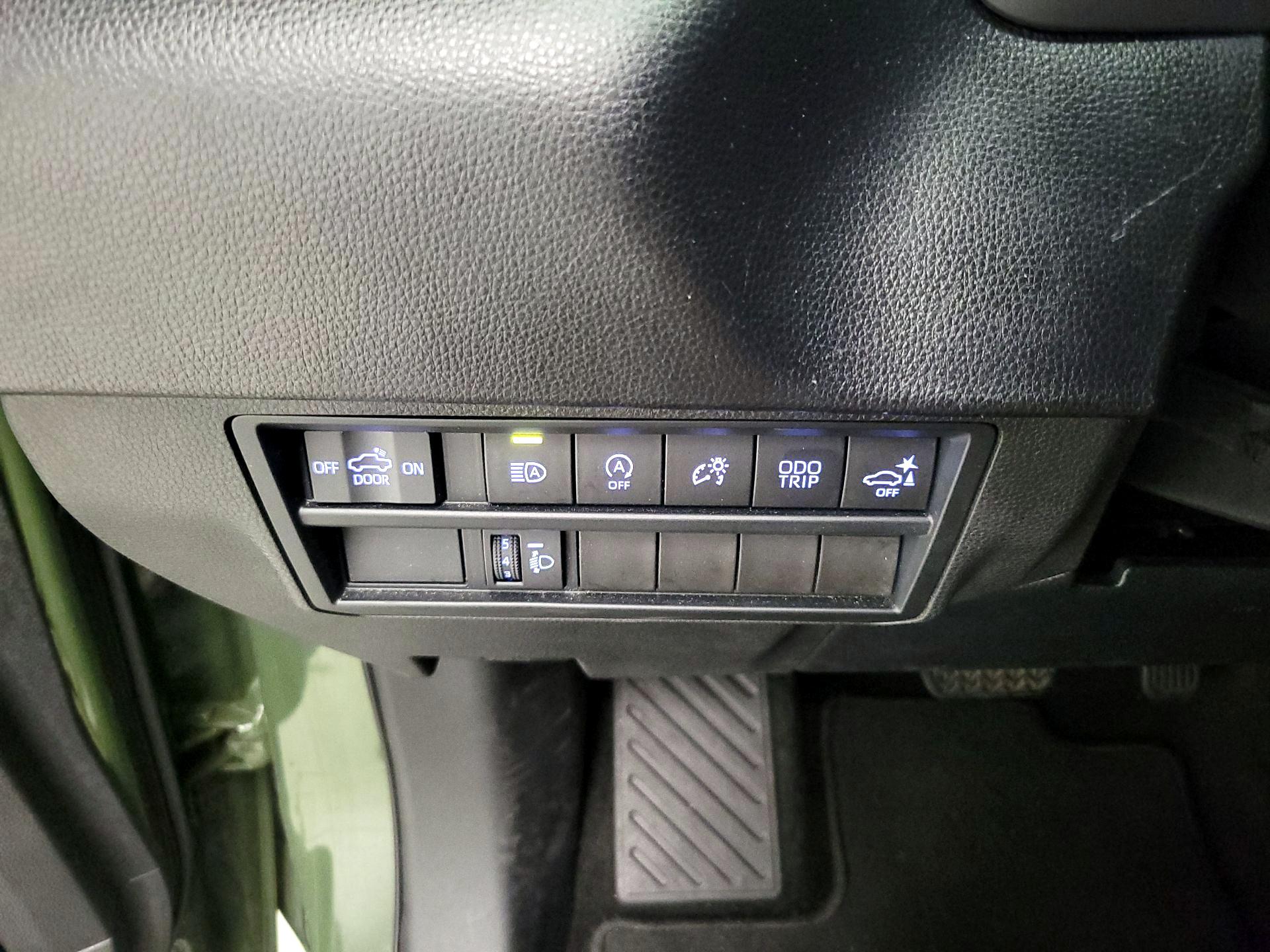 Thumbnail: 2022 Toyota Tundra - 13