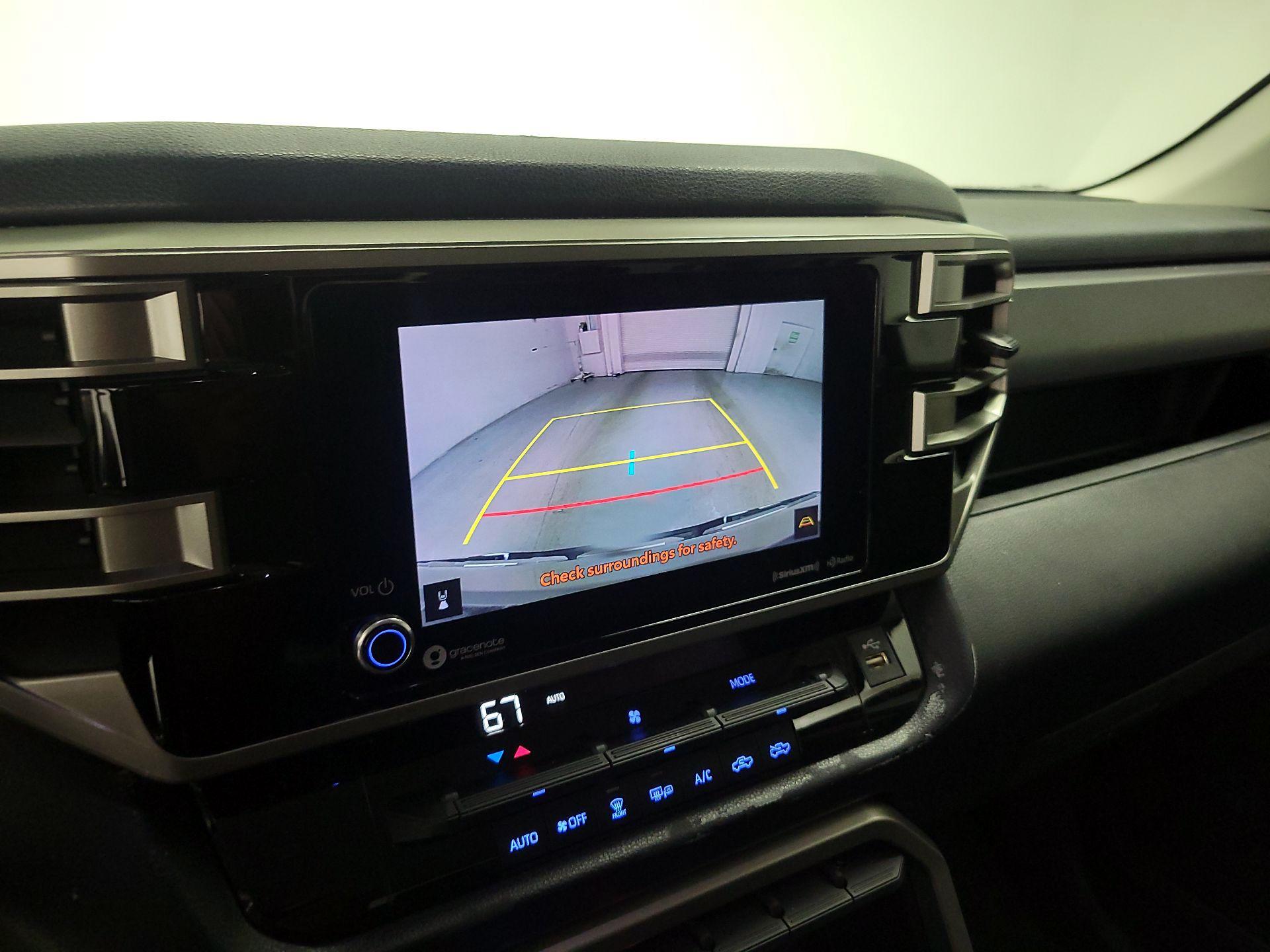 Thumbnail: 2022 Toyota Tundra - 14