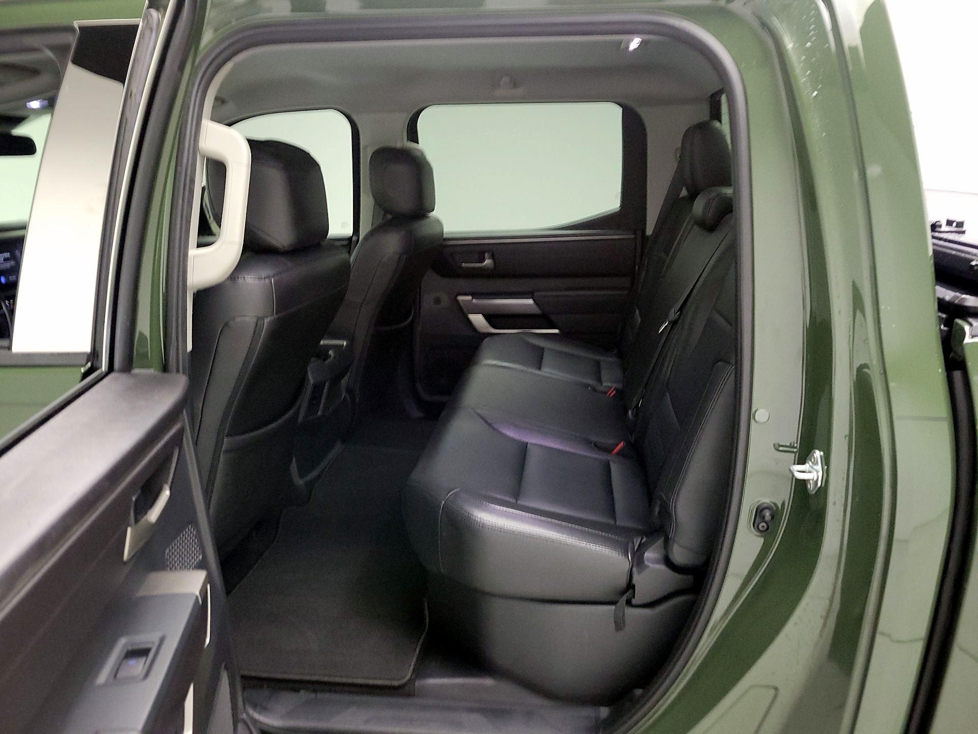 Thumbnail: 2022 Toyota Tundra - 18