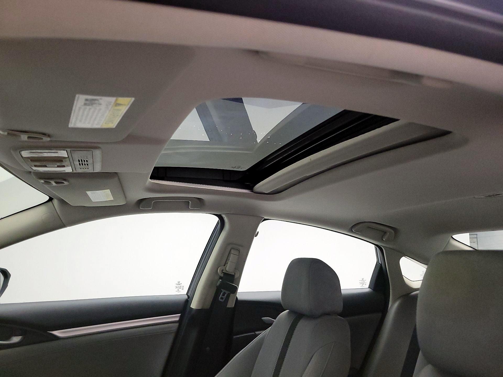 Thumbnail: 2016 Honda Civic - 19