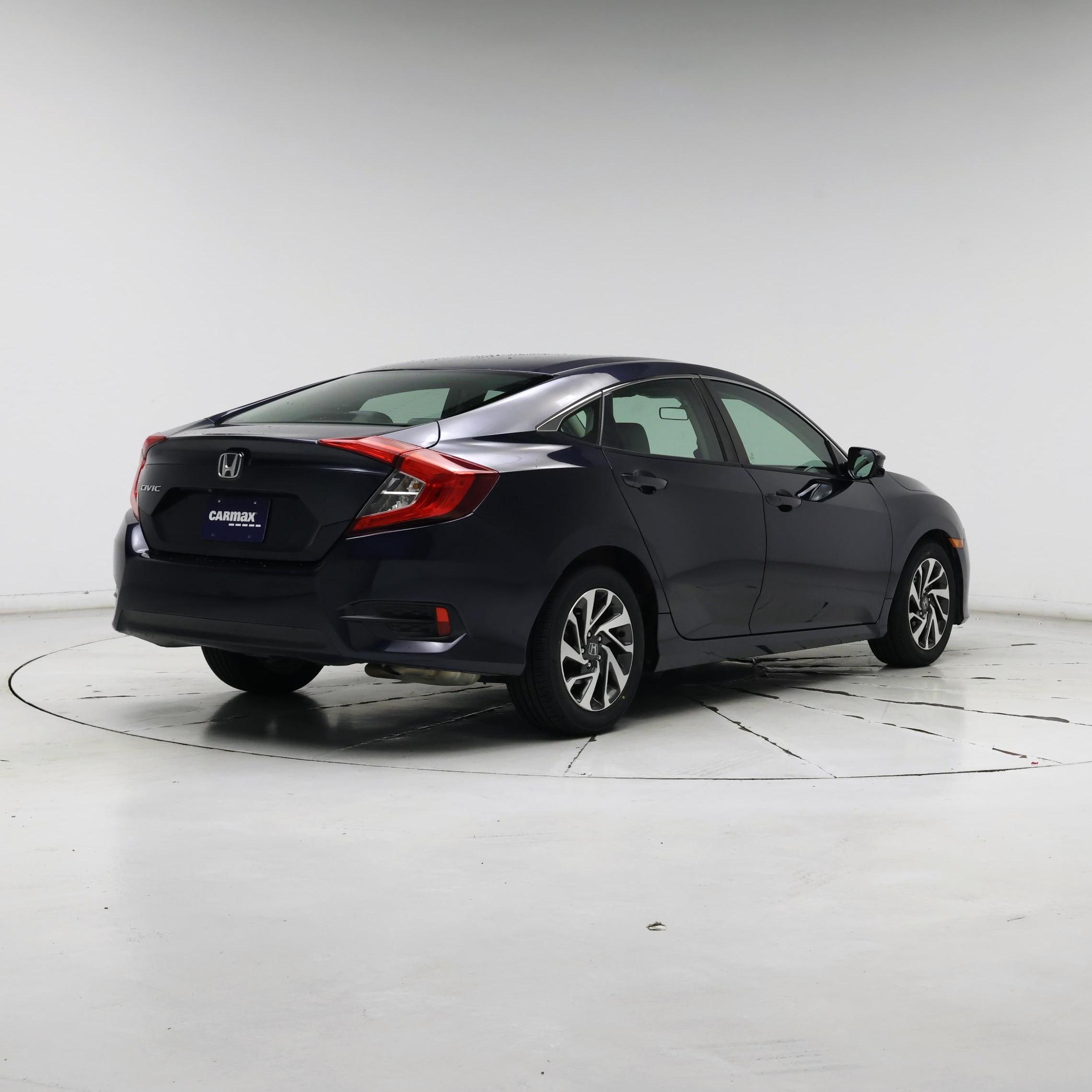 Thumbnail: 2016 Honda Civic - 8