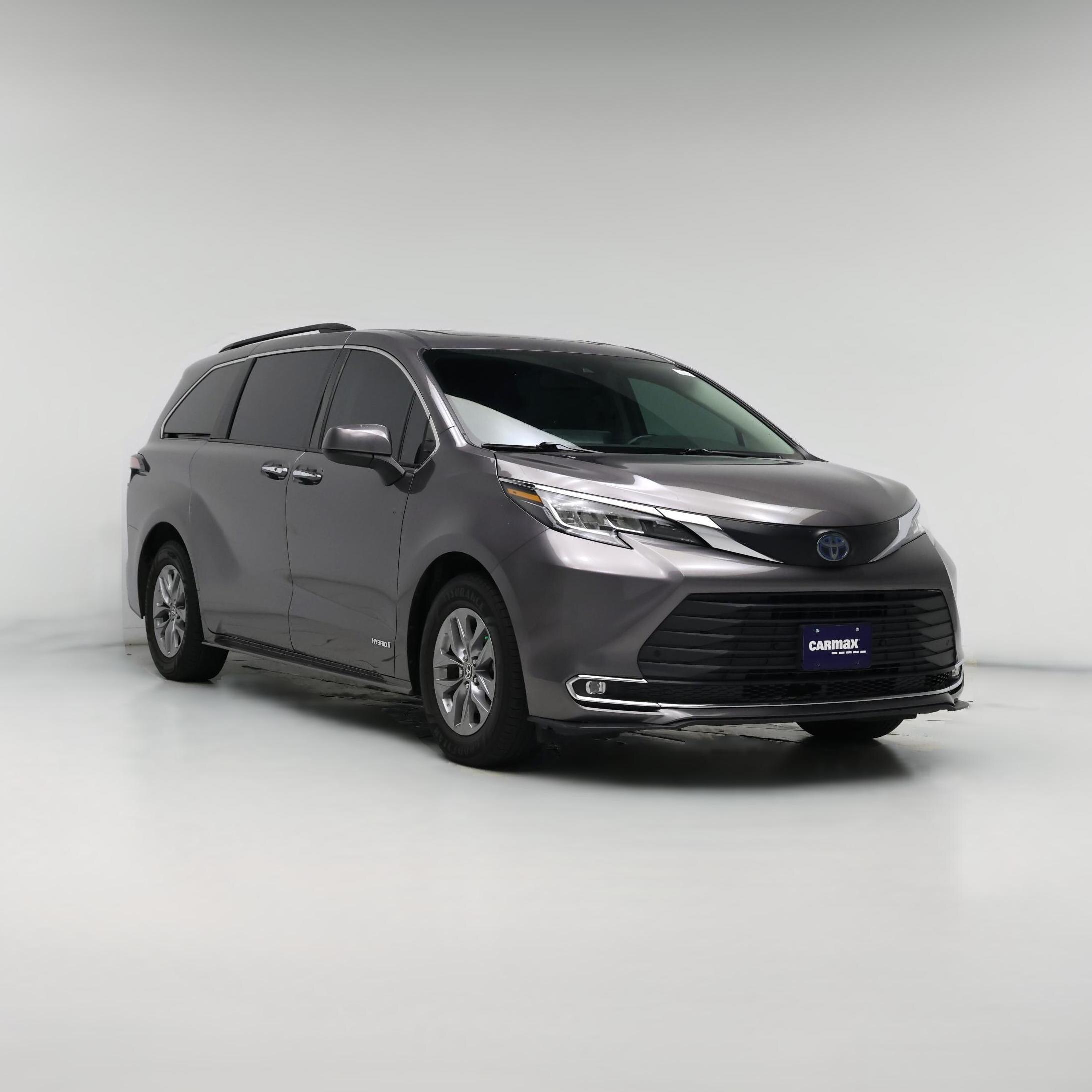 Thumbnail: 2021 Toyota Sienna - 1