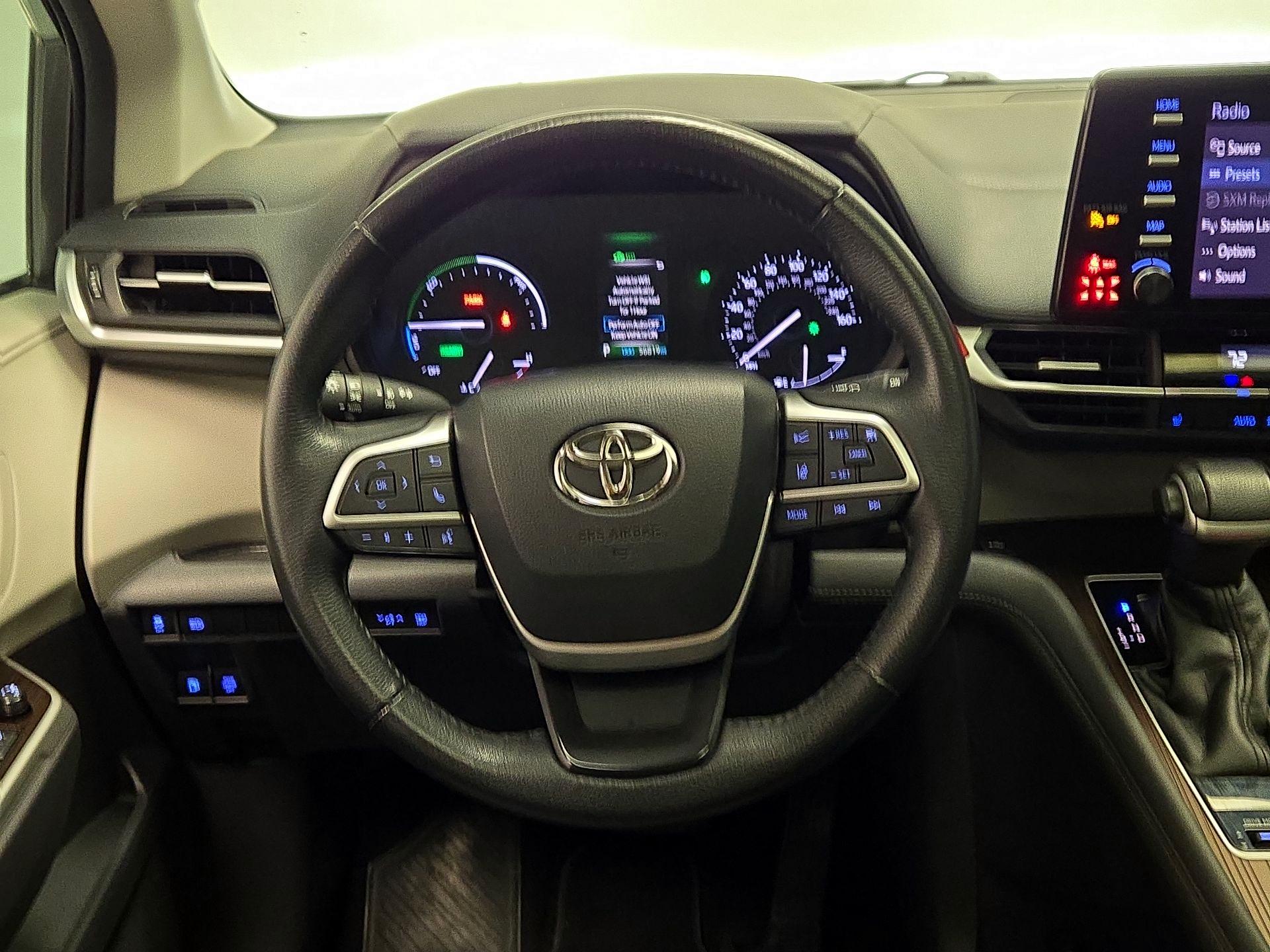 Thumbnail: 2021 Toyota Sienna - 10