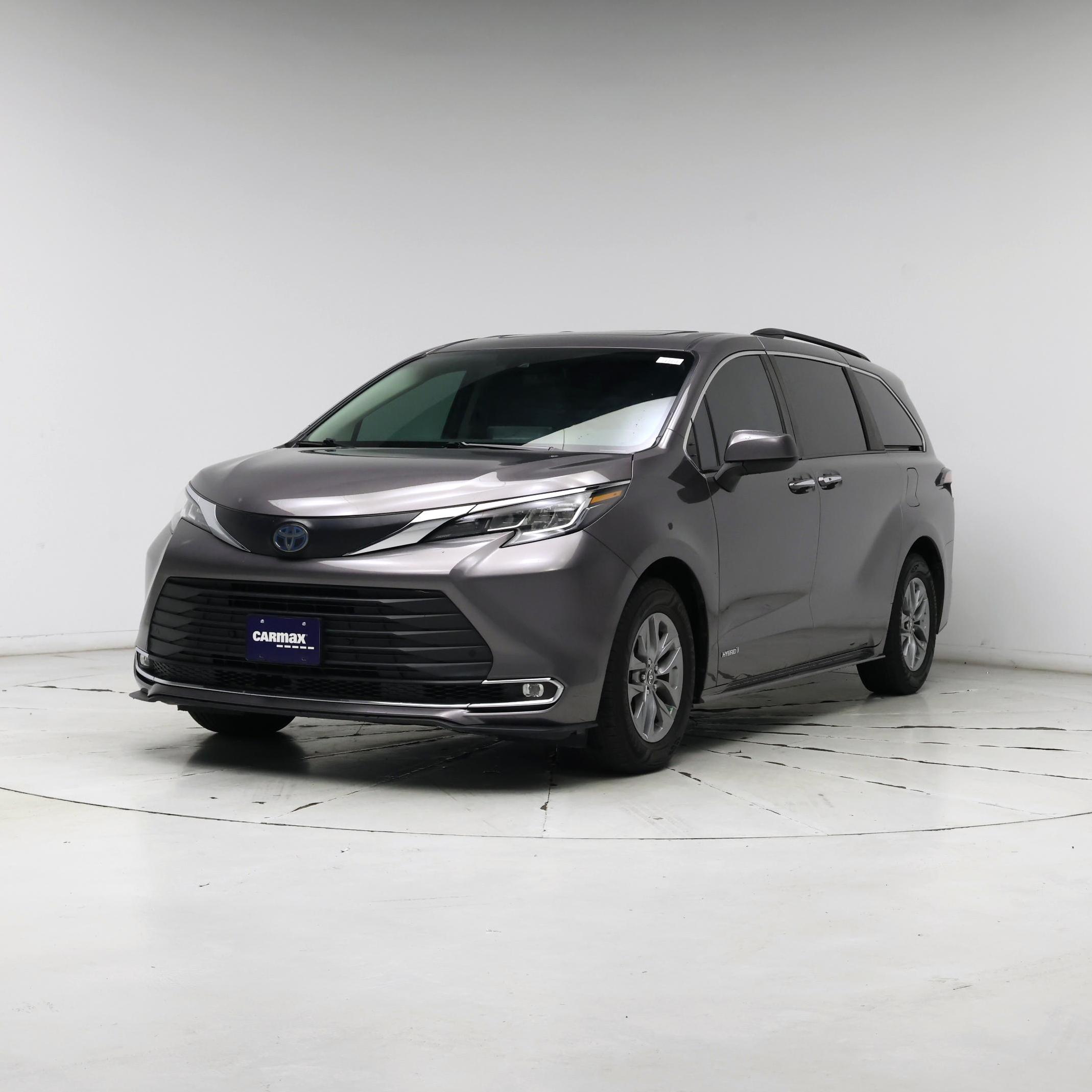 Thumbnail: 2021 Toyota Sienna - 4