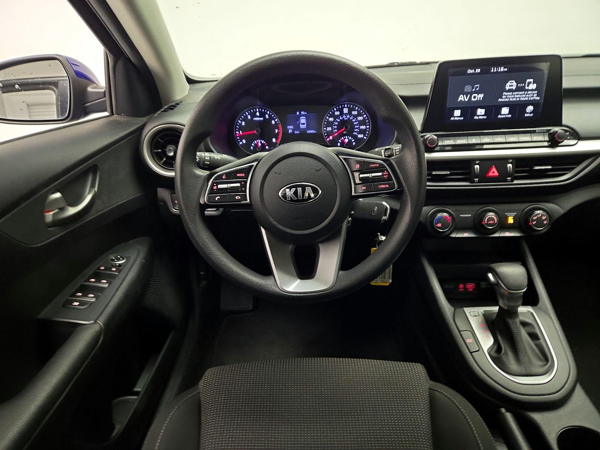 Thumbnail: 2020 Kia Forte - 10