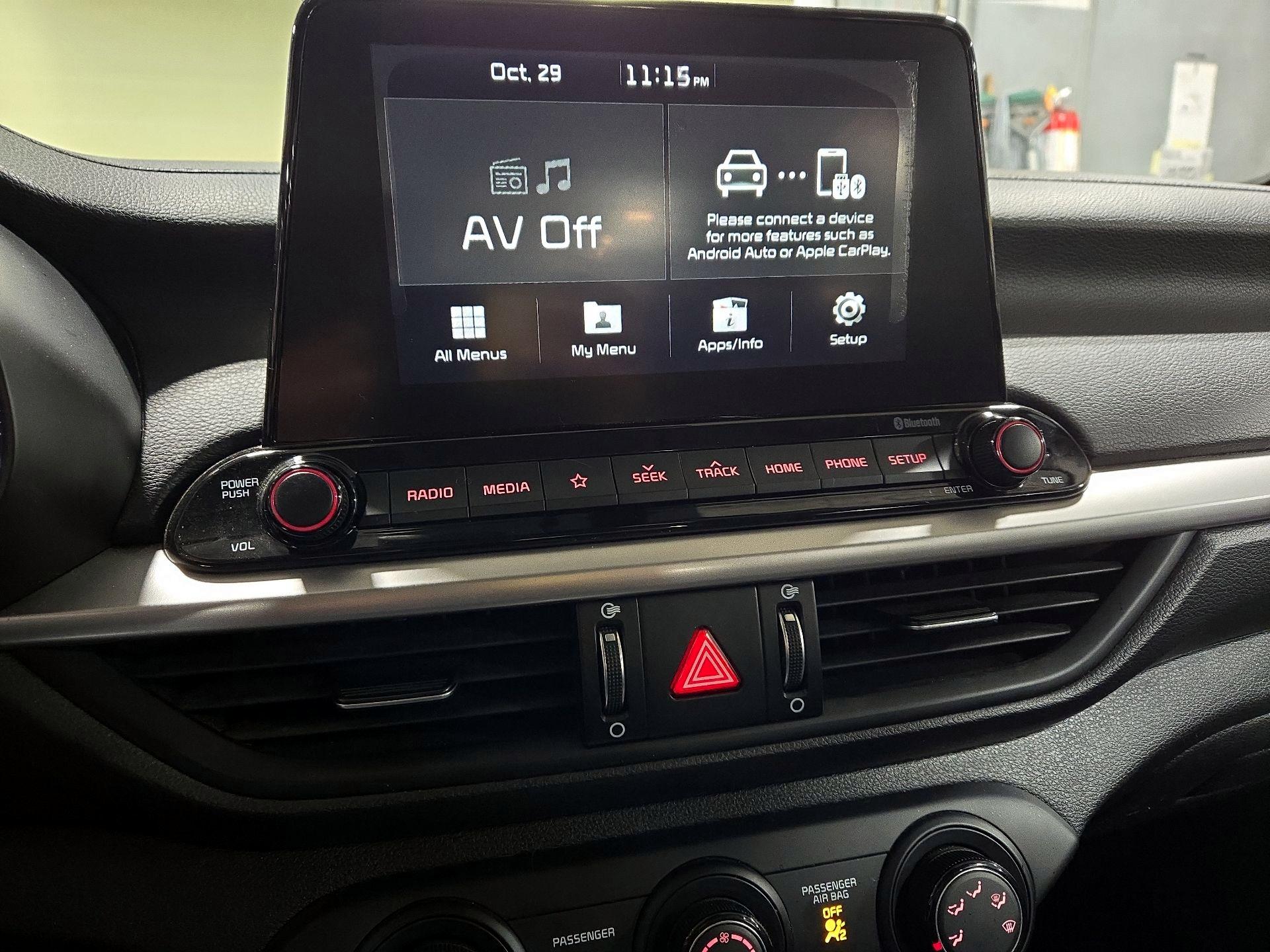 Thumbnail: 2020 Kia Forte - 15