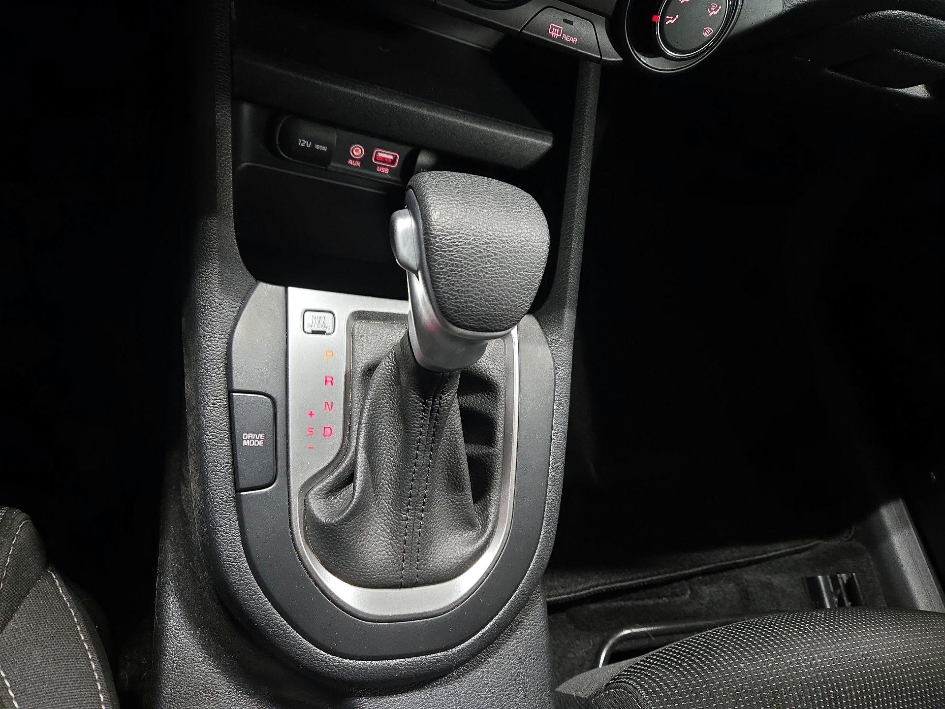 Thumbnail: 2020 Kia Forte - 17