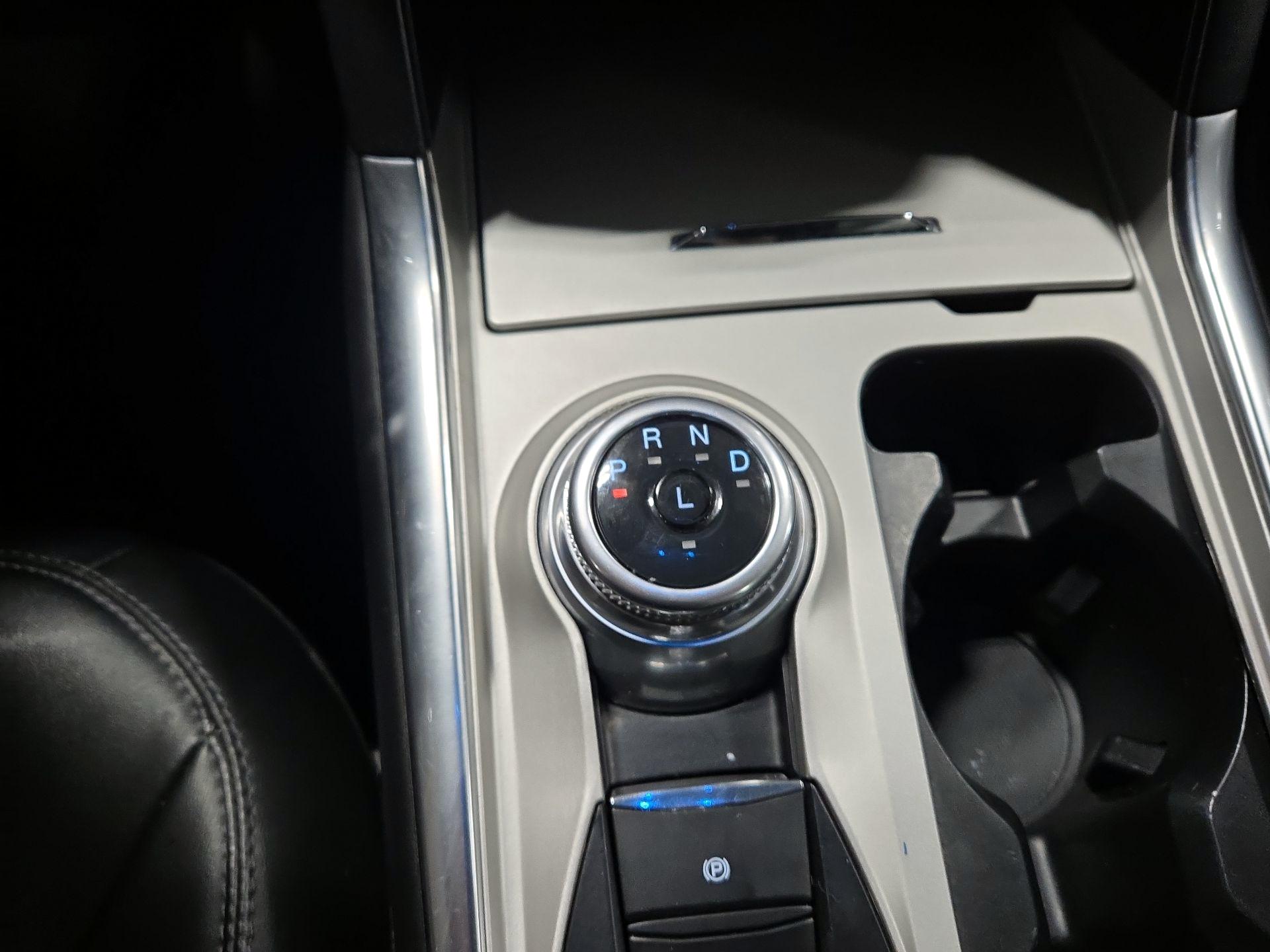 Thumbnail: 2023 Ford Explorer - 18