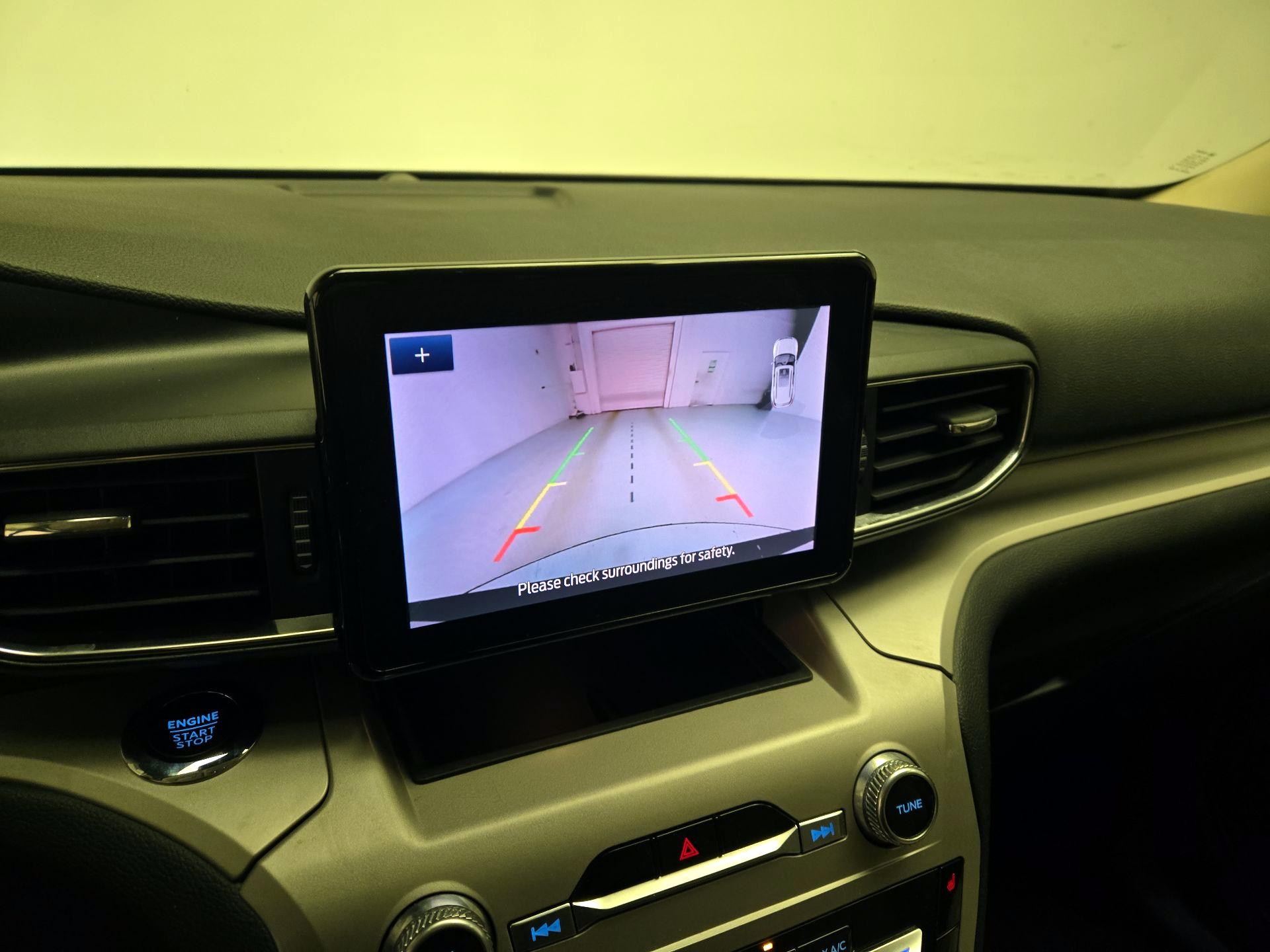 Thumbnail: 2023 Ford Explorer - 14