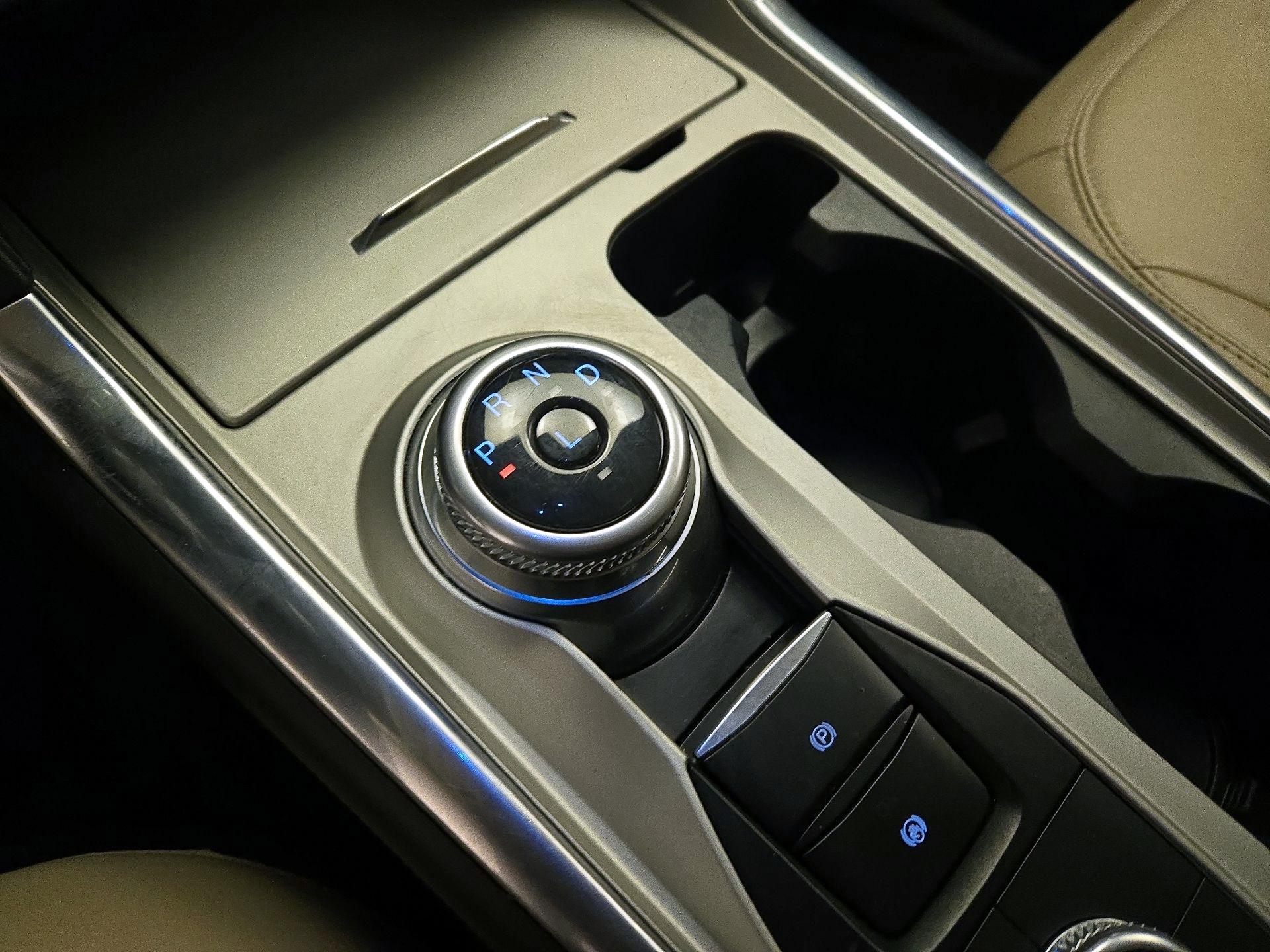 Thumbnail: 2023 Ford Explorer - 17