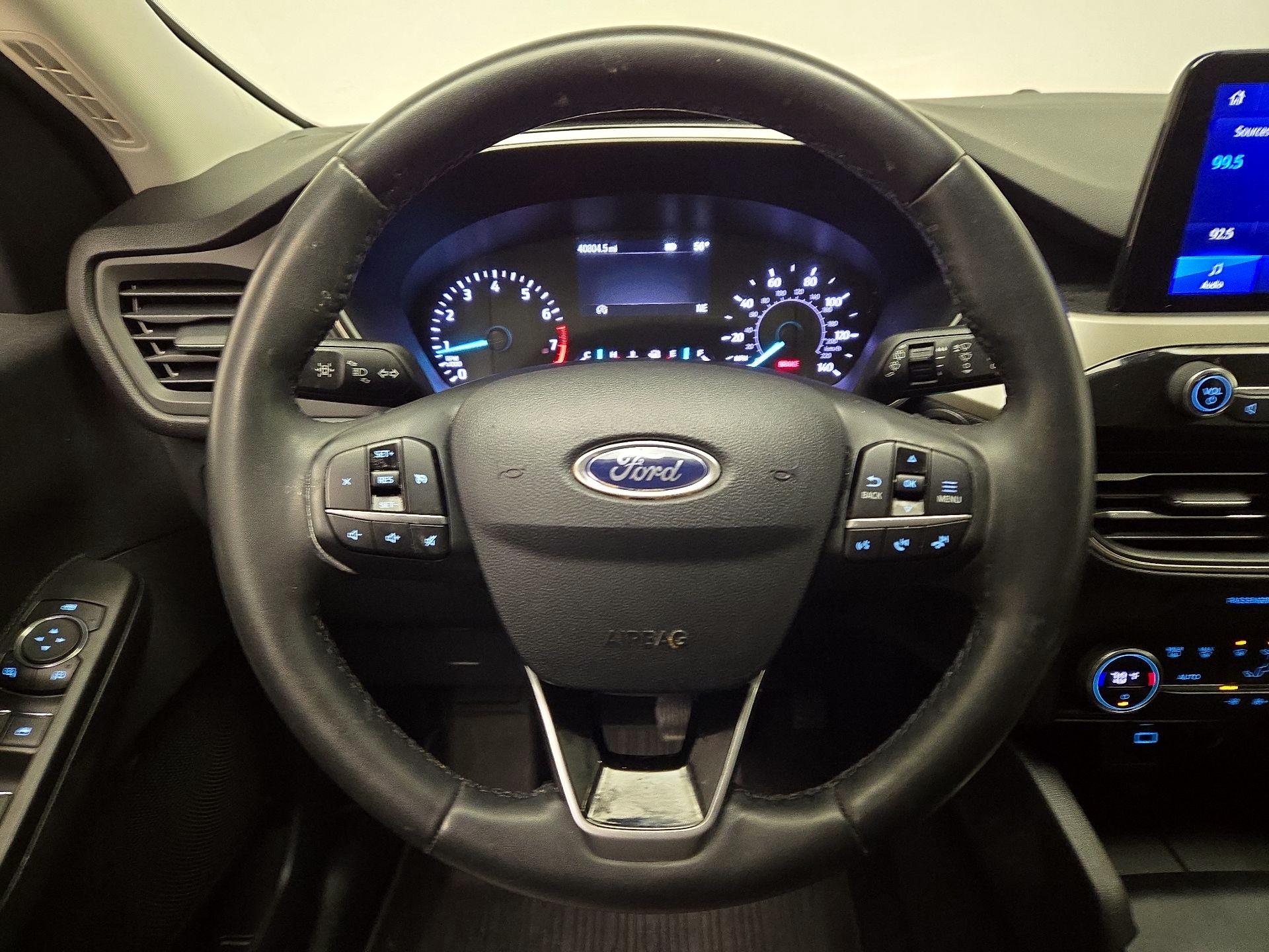 Thumbnail: 2021 Ford Escape - 10