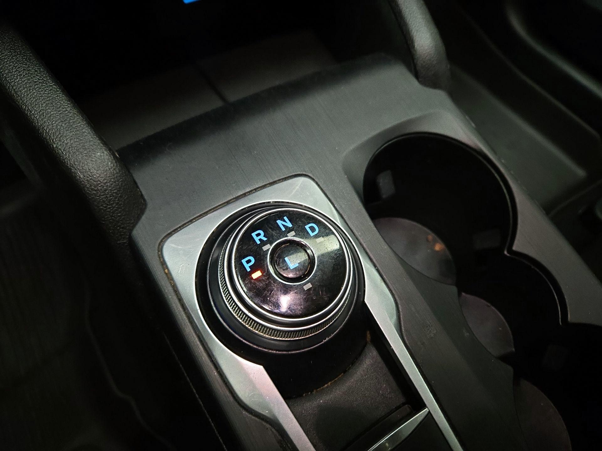 Thumbnail: 2021 Ford Escape - 17