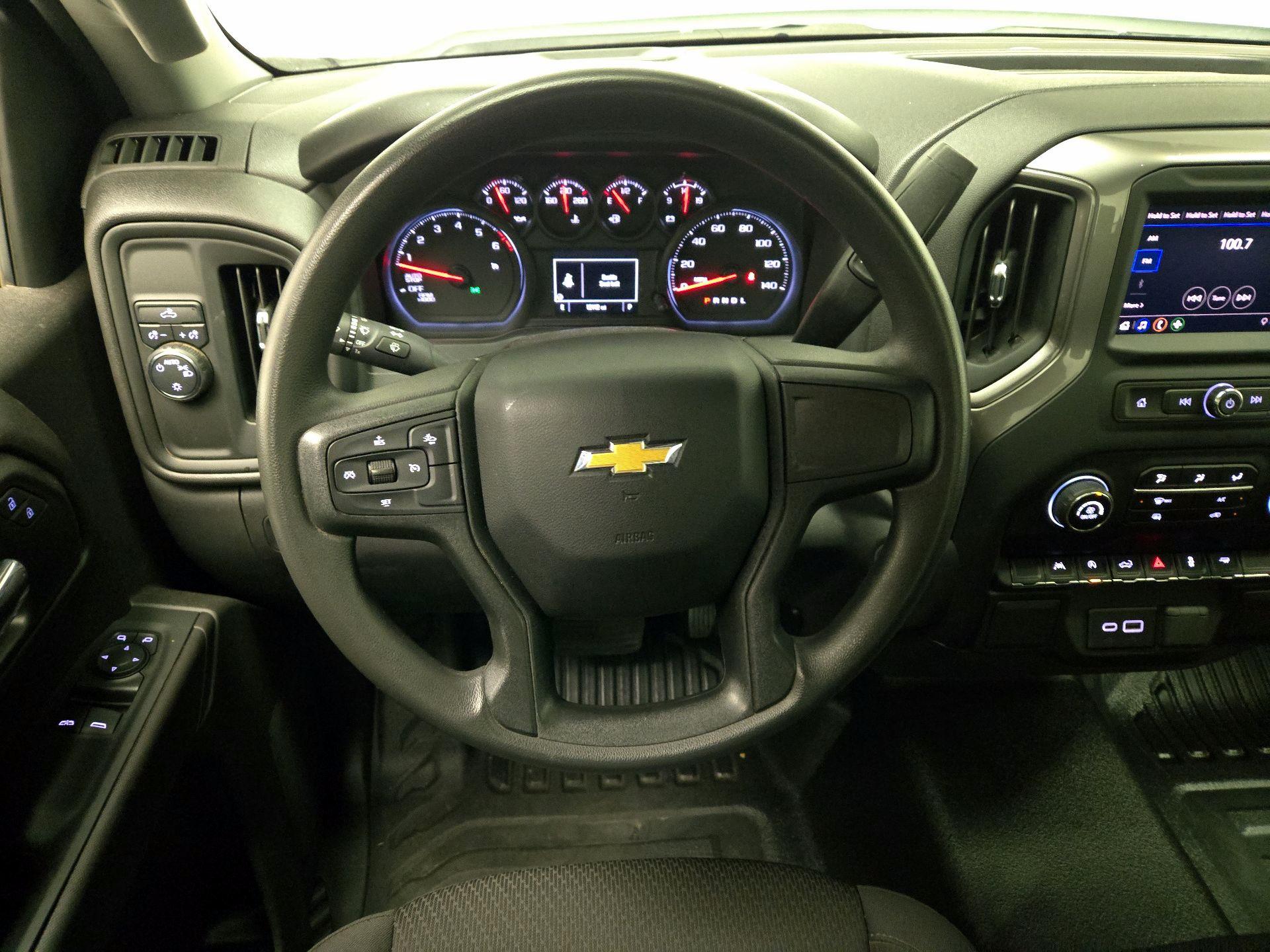Thumbnail: 2024 Chevrolet Silverado 1500 - 10