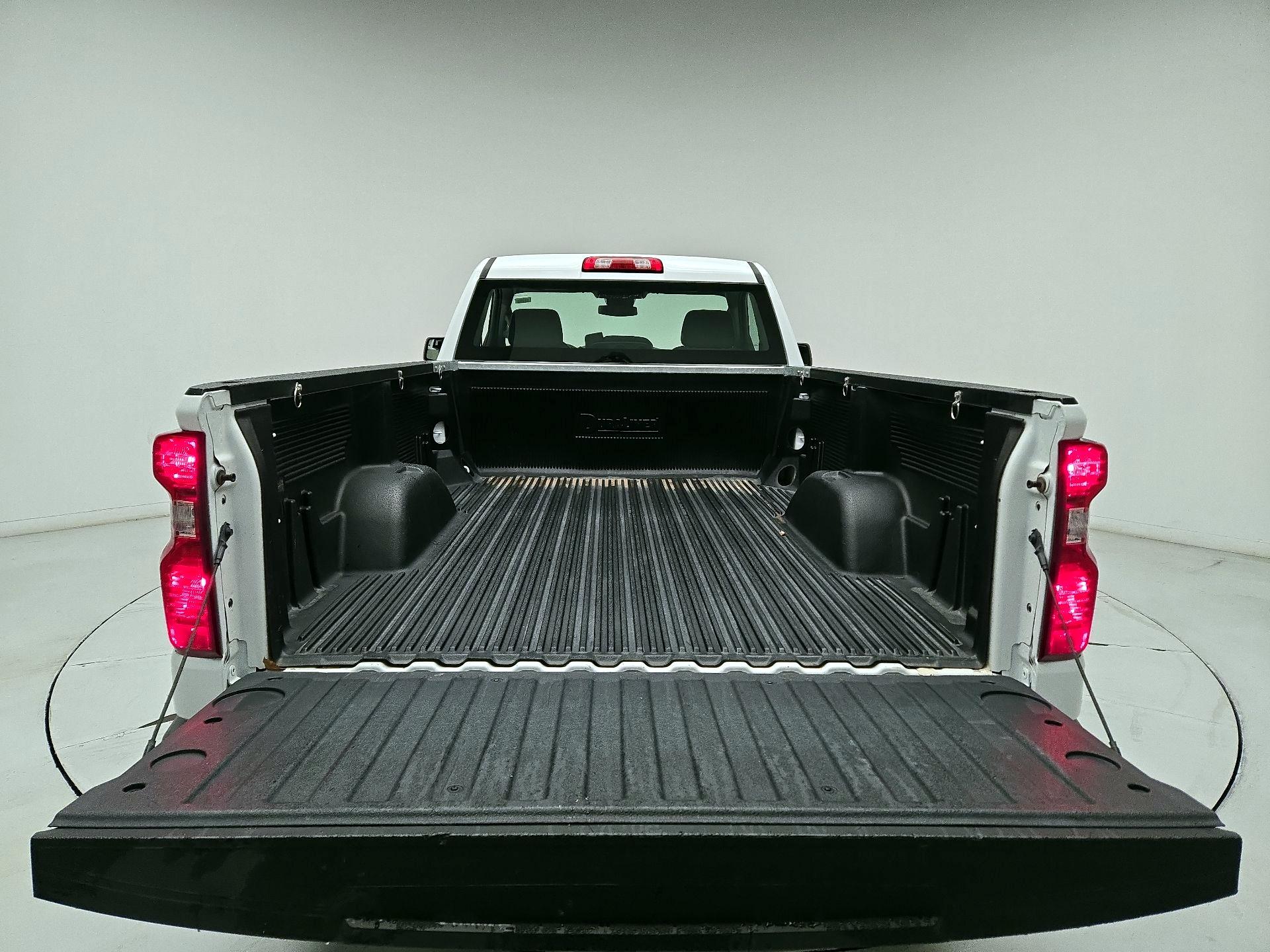 Thumbnail: 2024 Chevrolet Silverado 1500 - 19