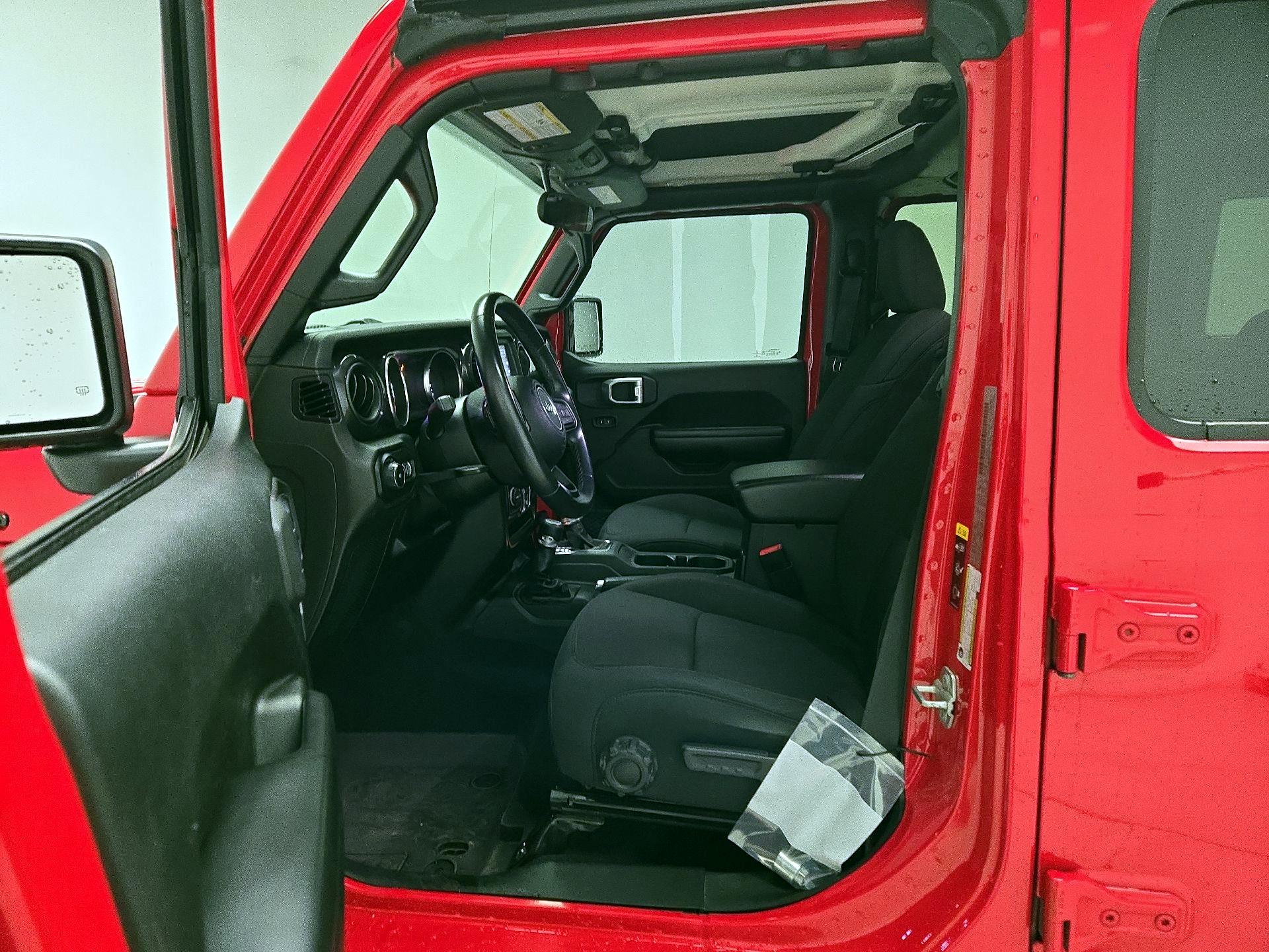 Thumbnail: 2020 Jeep Wrangler - 11