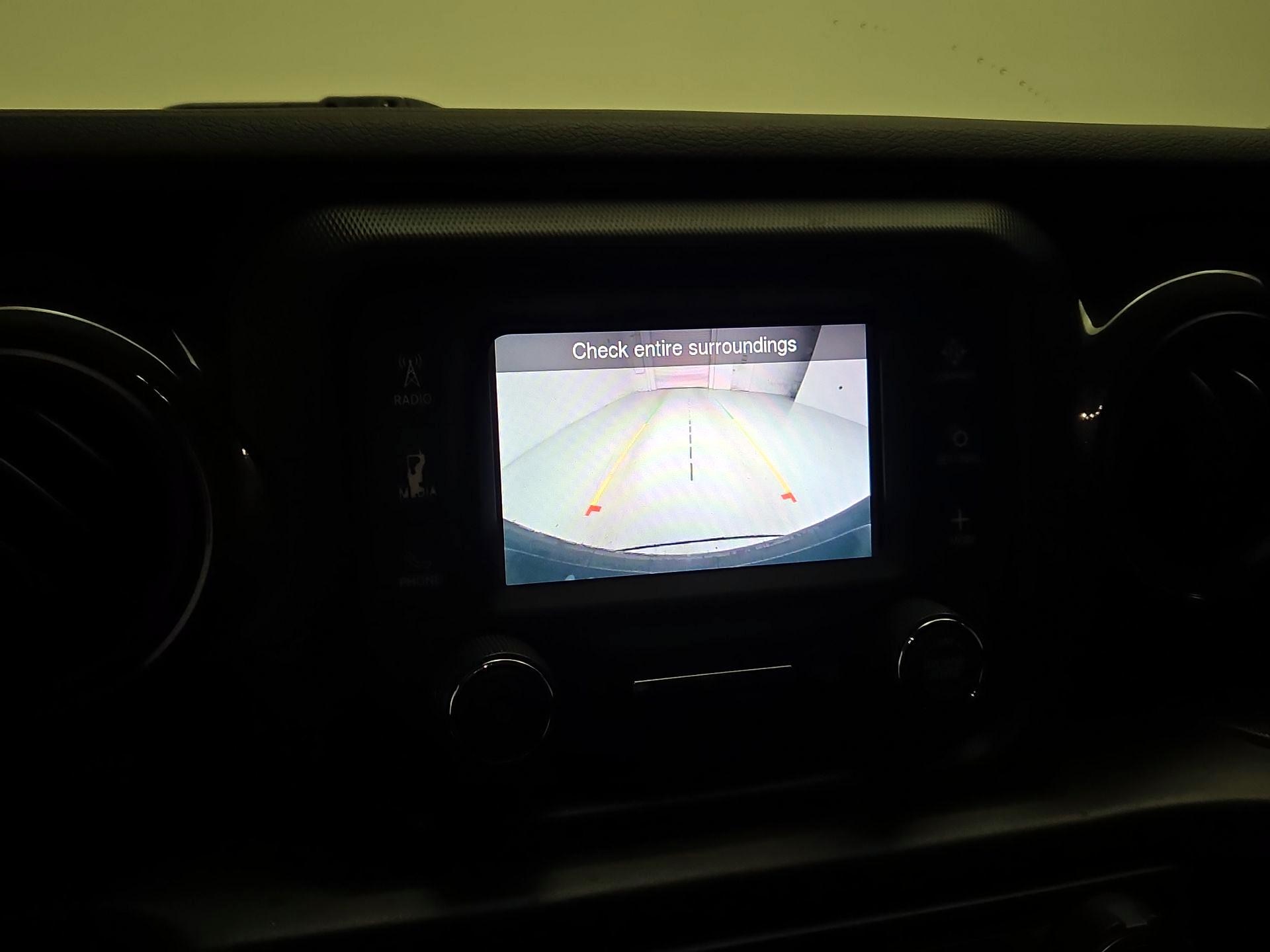 Thumbnail: 2020 Jeep Wrangler - 14