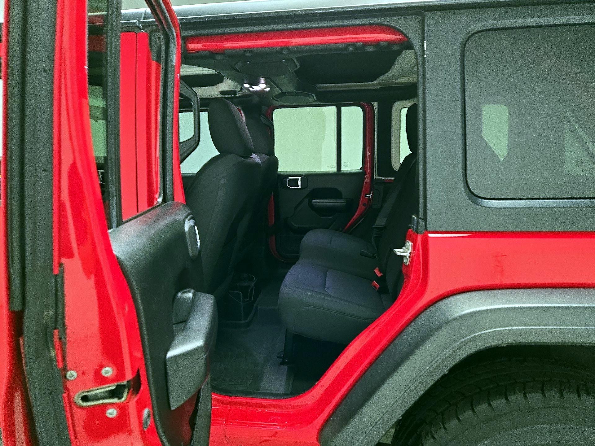 Thumbnail: 2020 Jeep Wrangler - 19