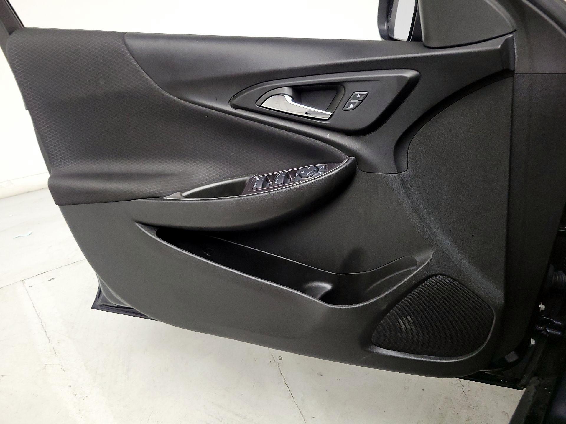 Thumbnail: 2023 Chevrolet Malibu - 12