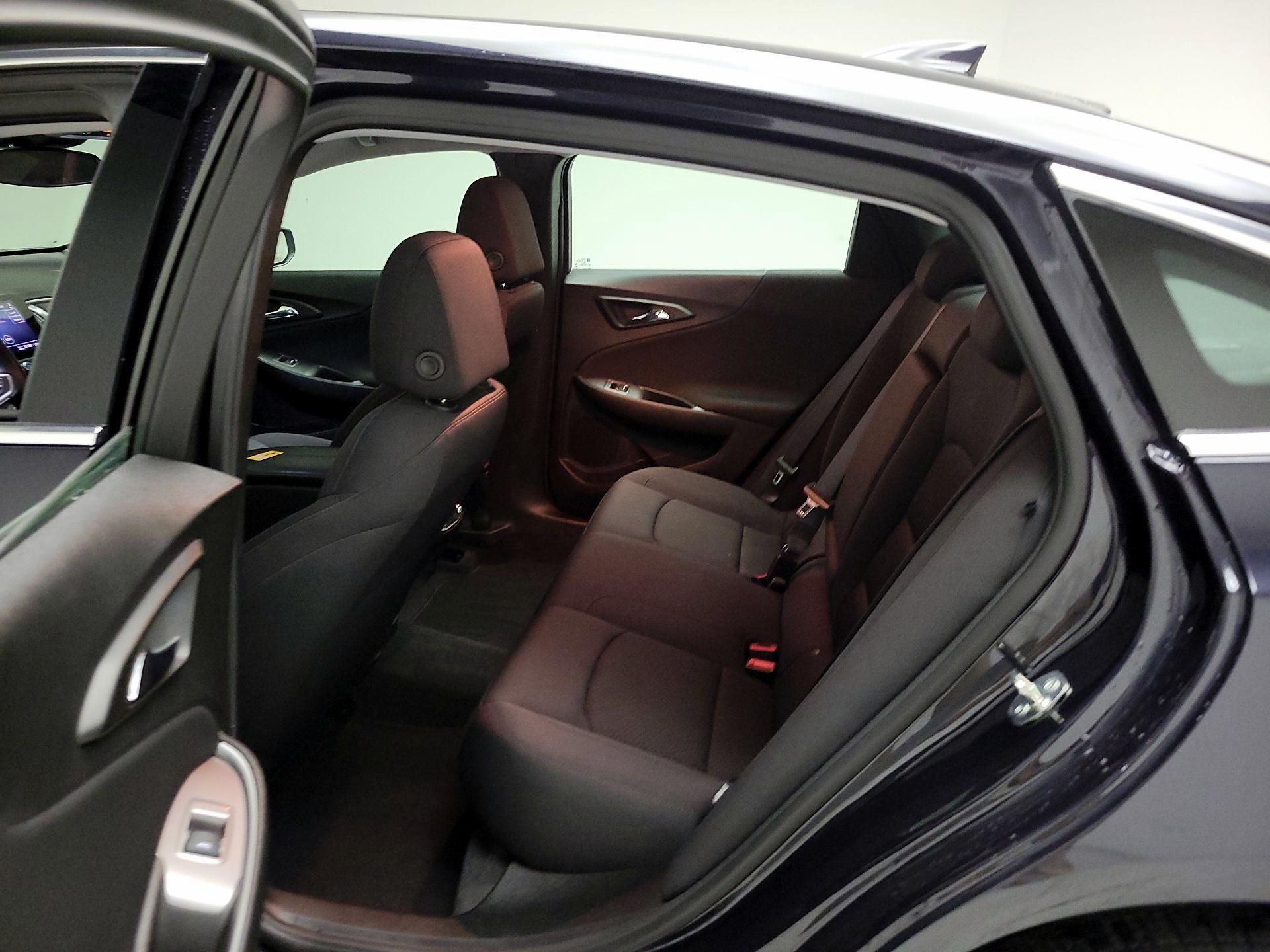 Thumbnail: 2023 Chevrolet Malibu - 18