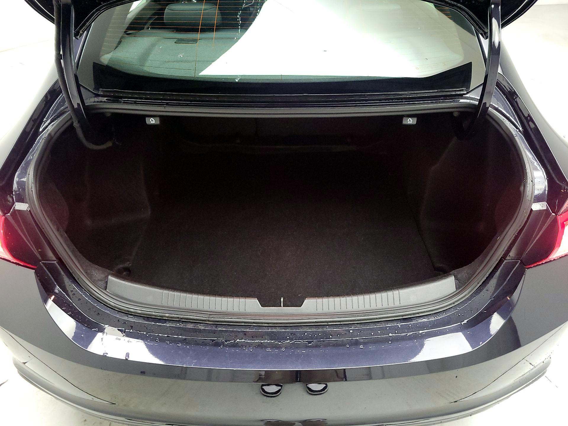 Thumbnail: 2023 Chevrolet Malibu - 19