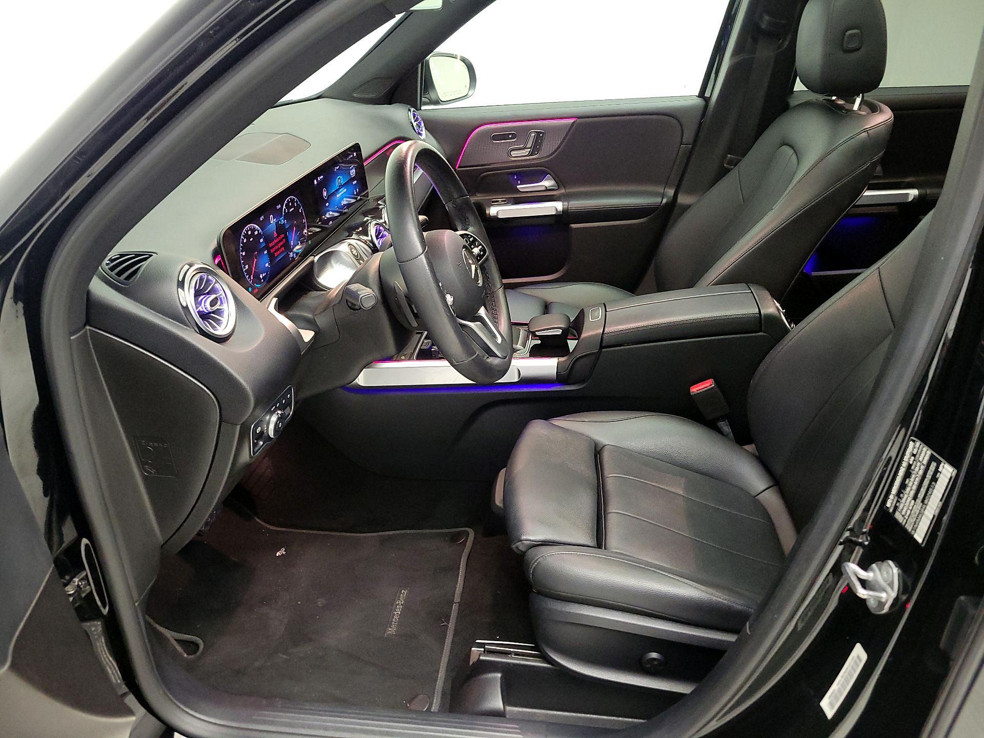 Thumbnail: 2020 Mercedes-Benz GLB - 11