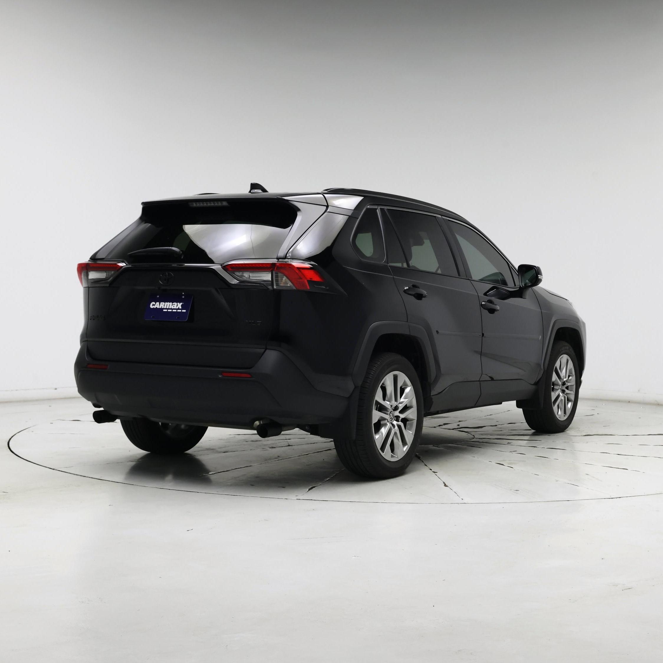 Thumbnail: 2025 Toyota RAV4 - 8