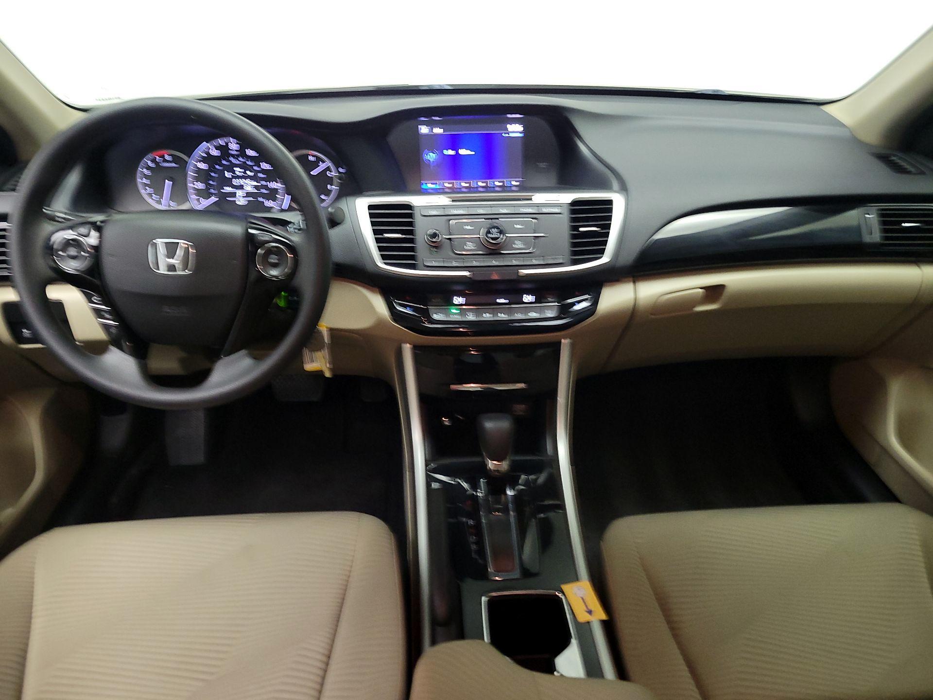 Thumbnail: 2017 Honda Accord - 9