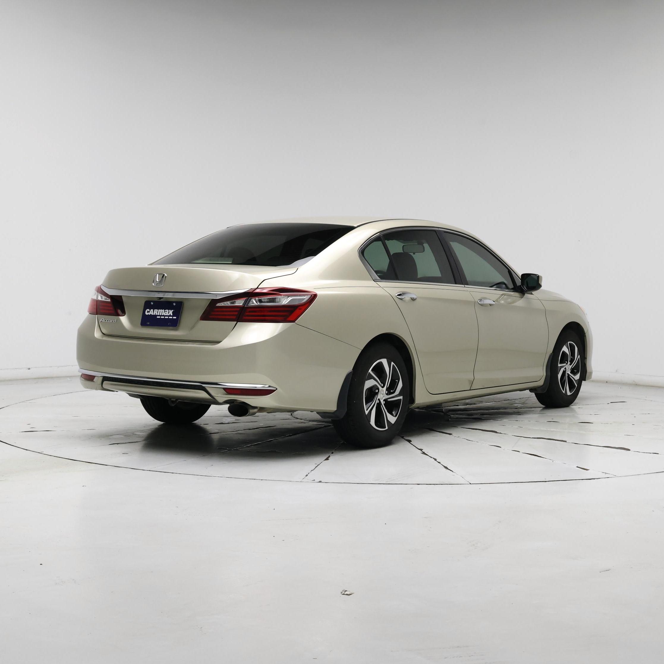 Thumbnail: 2017 Honda Accord - 8