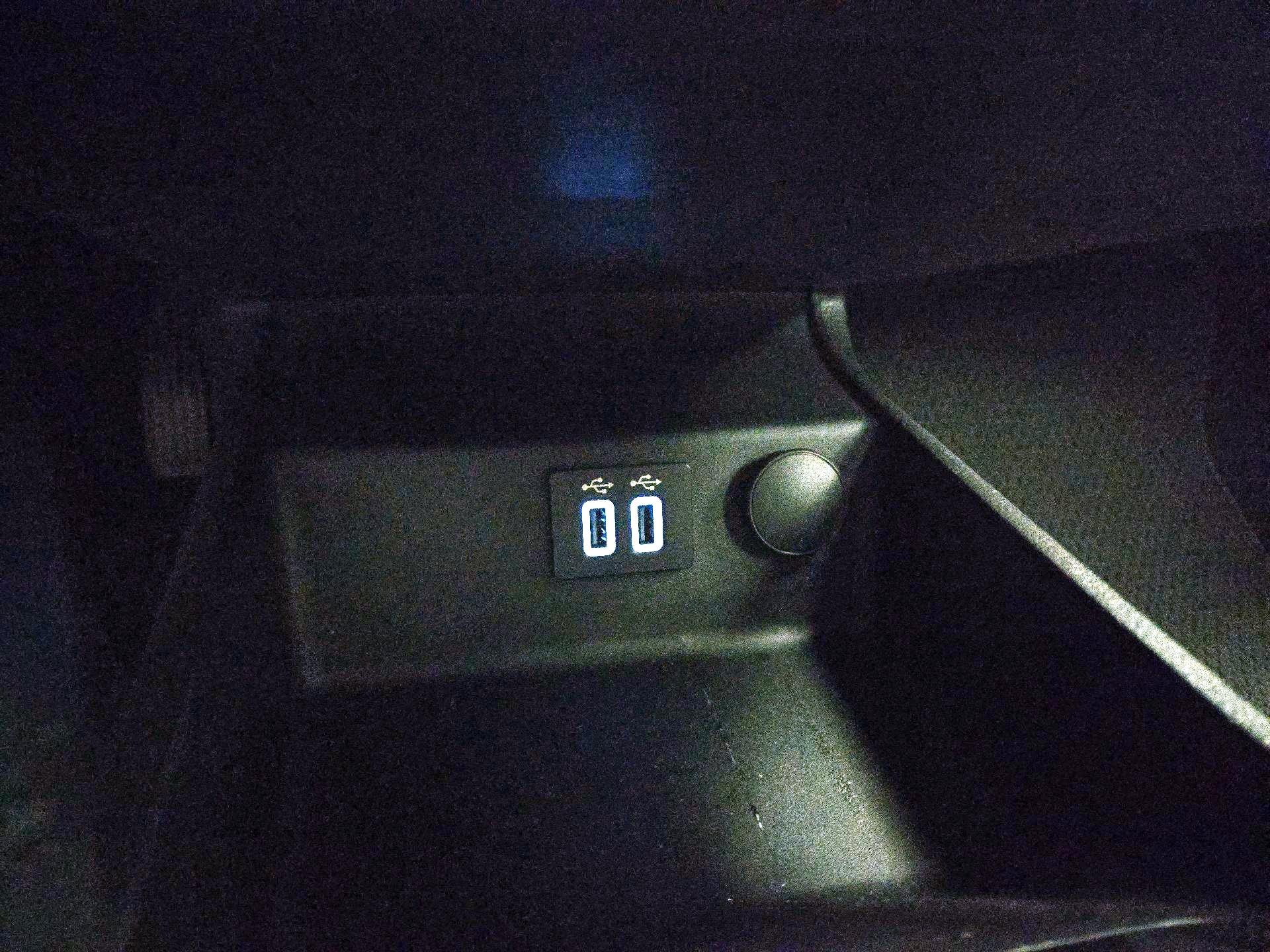 Thumbnail: 2020 Ford Fusion - 18