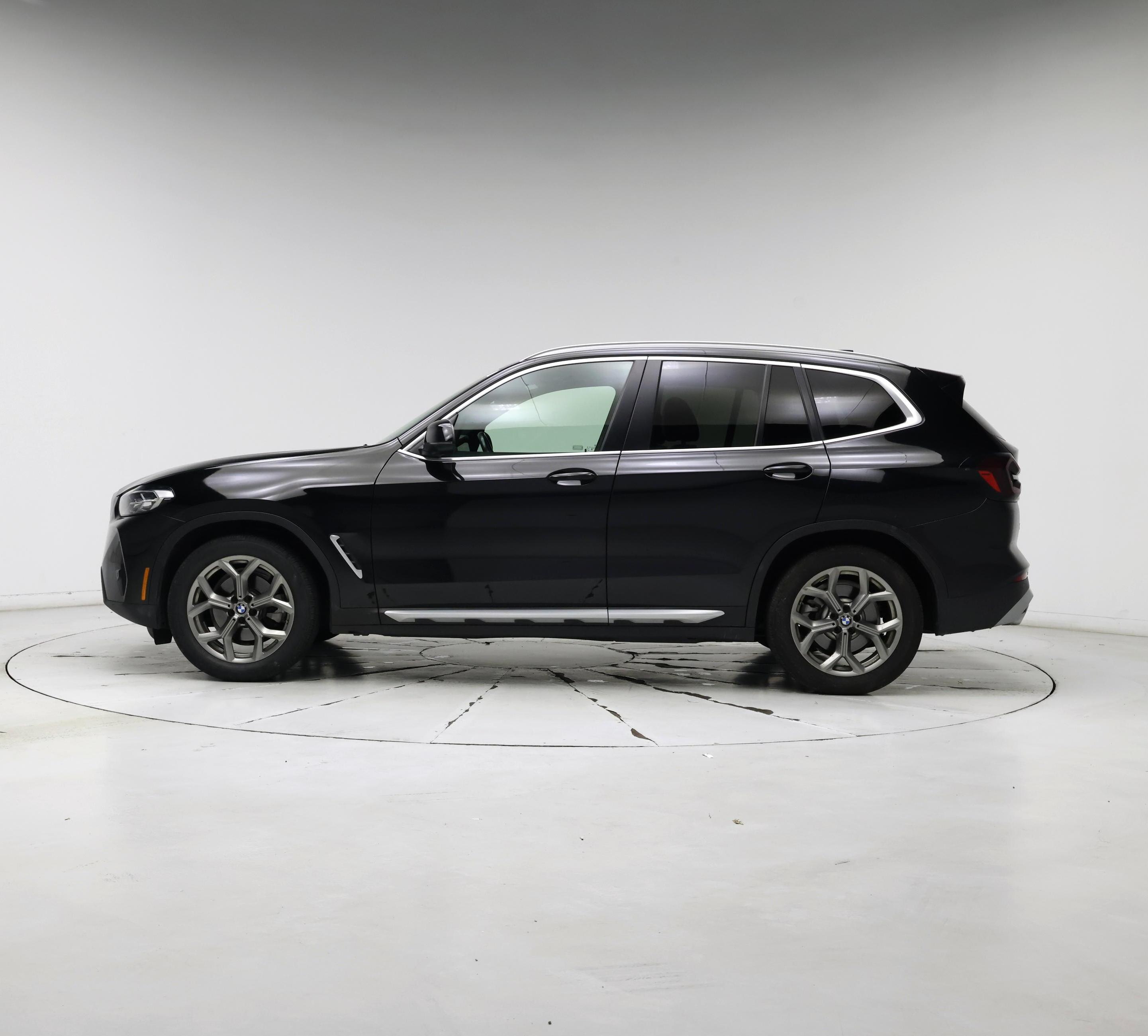 Thumbnail: 2022 BMW X3 - 3