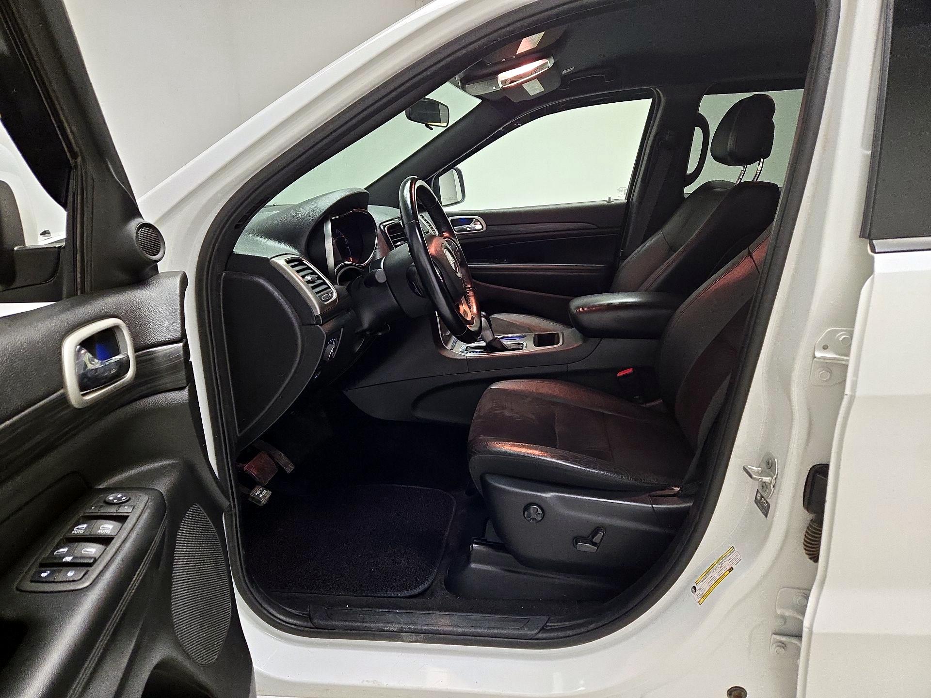 Thumbnail: 2021 Jeep Grand Cherokee - 11