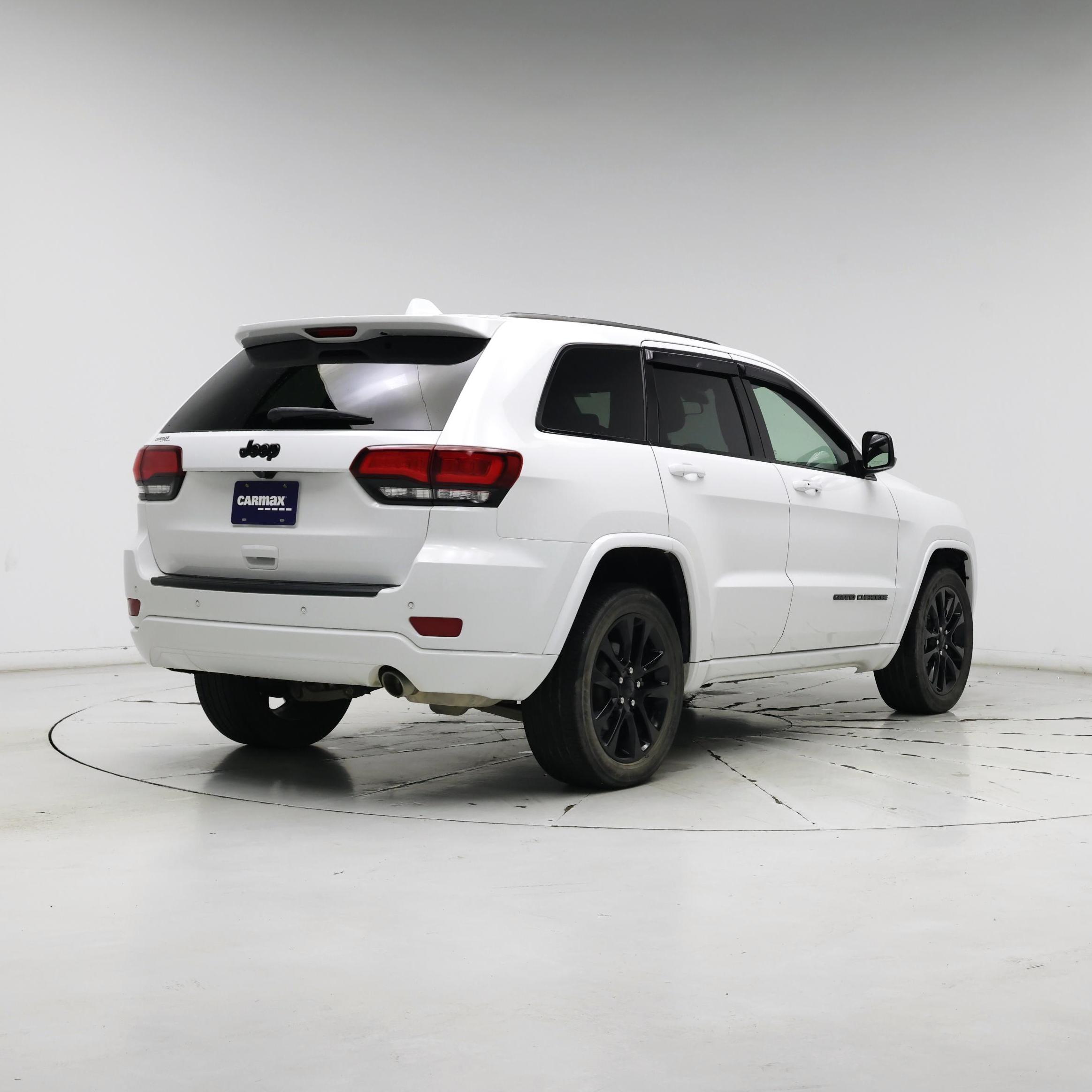 Thumbnail: 2021 Jeep Grand Cherokee - 8