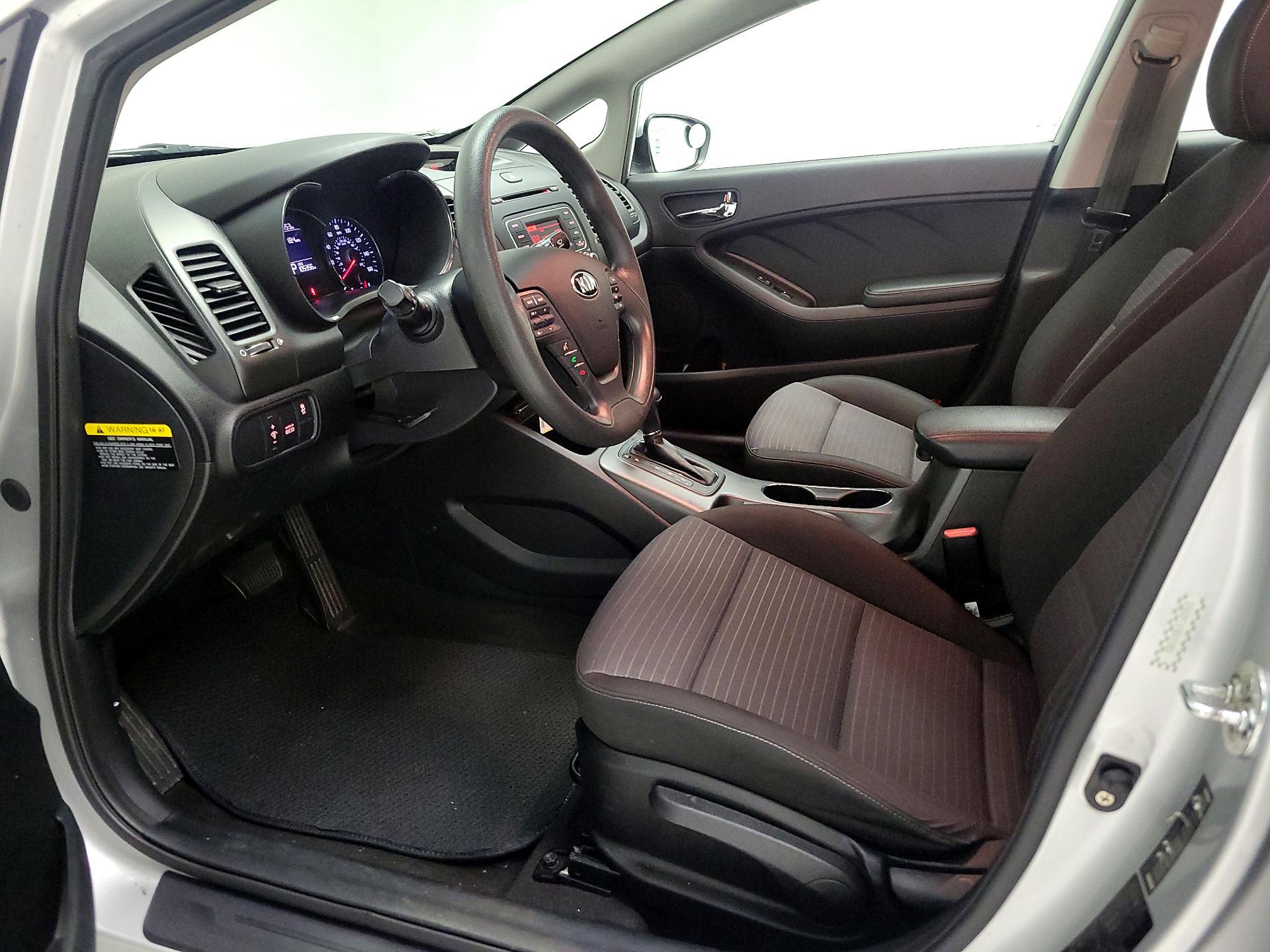 Thumbnail: 2015 Kia Forte - 11