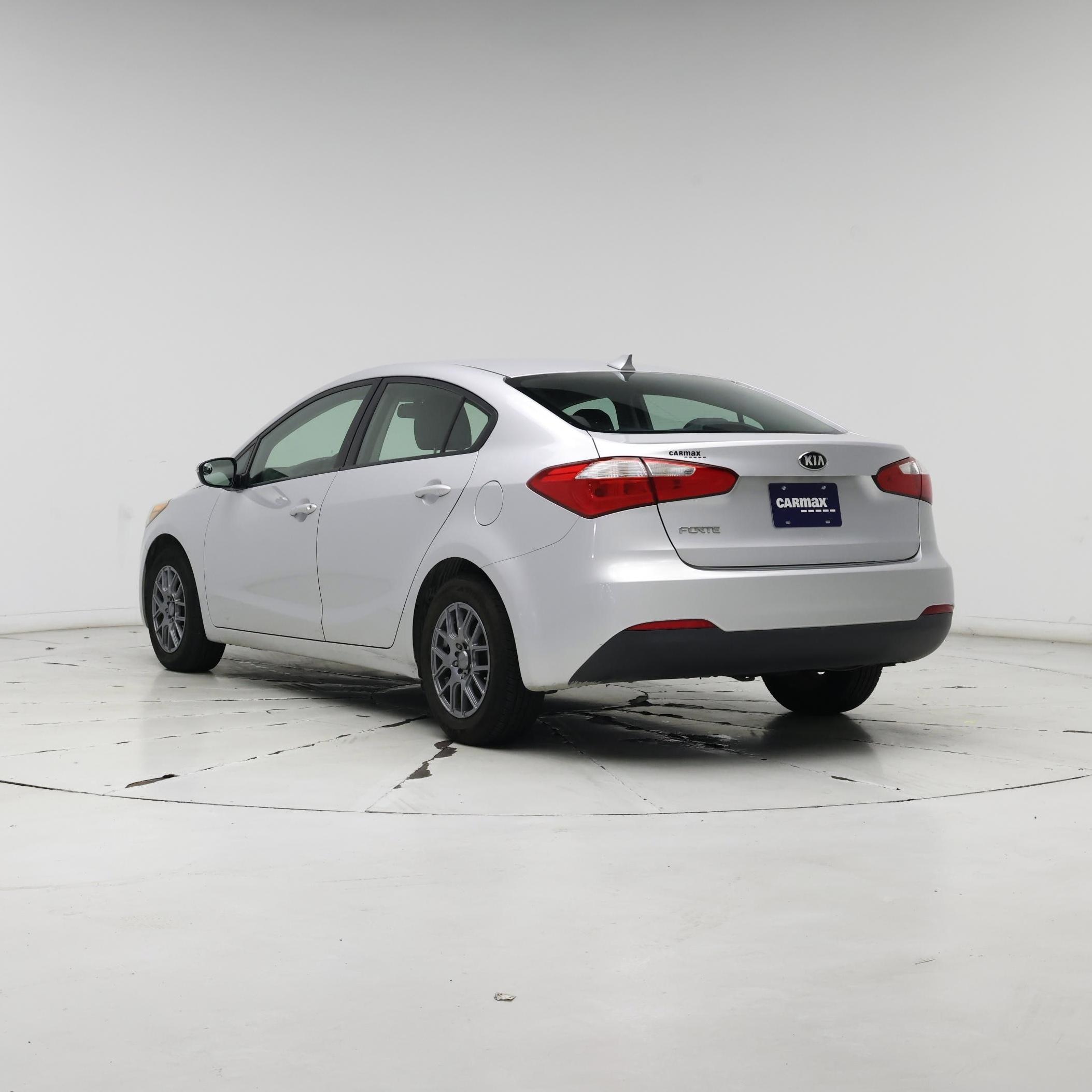 Thumbnail: 2015 Kia Forte - 2
