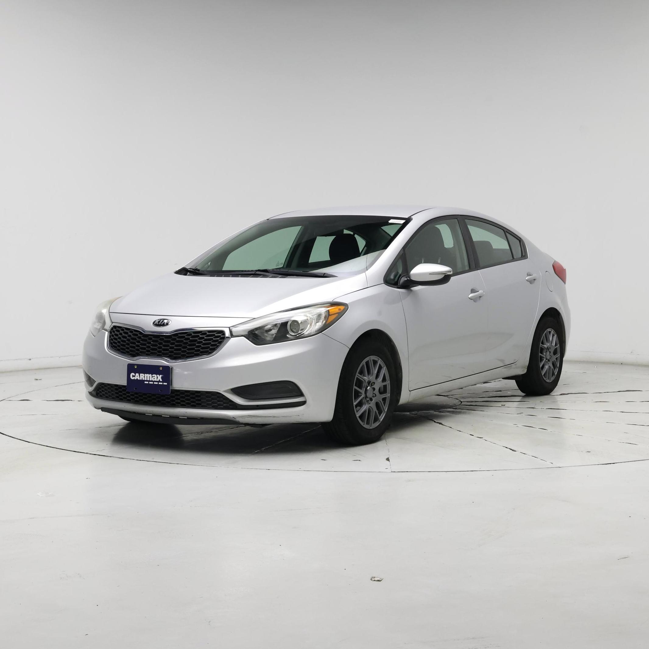 Thumbnail: 2015 Kia Forte - 4