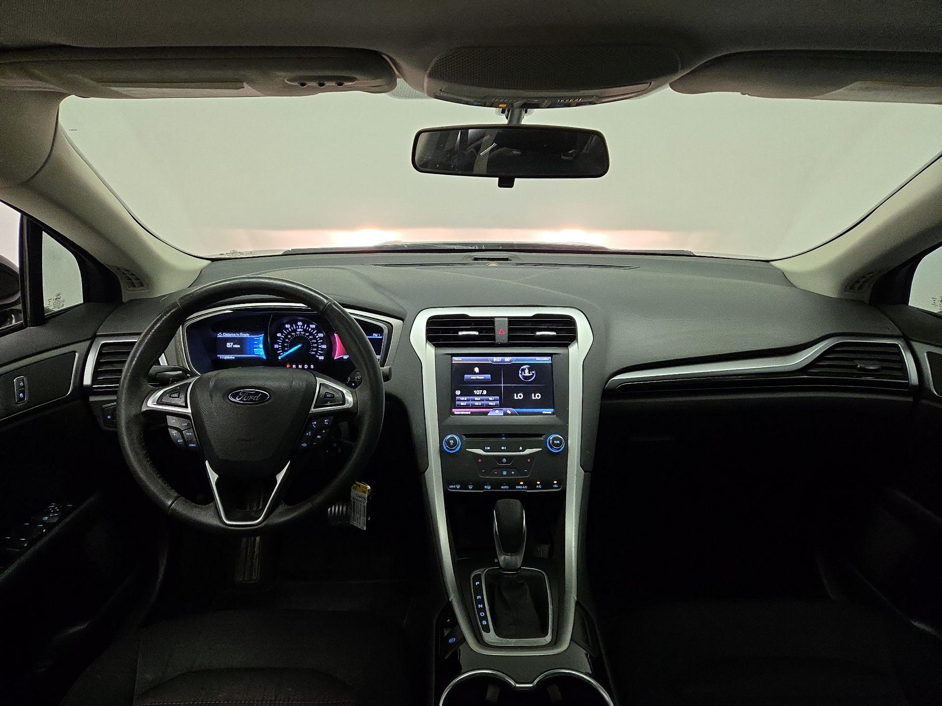 Thumbnail: 2015 Ford Fusion - 9