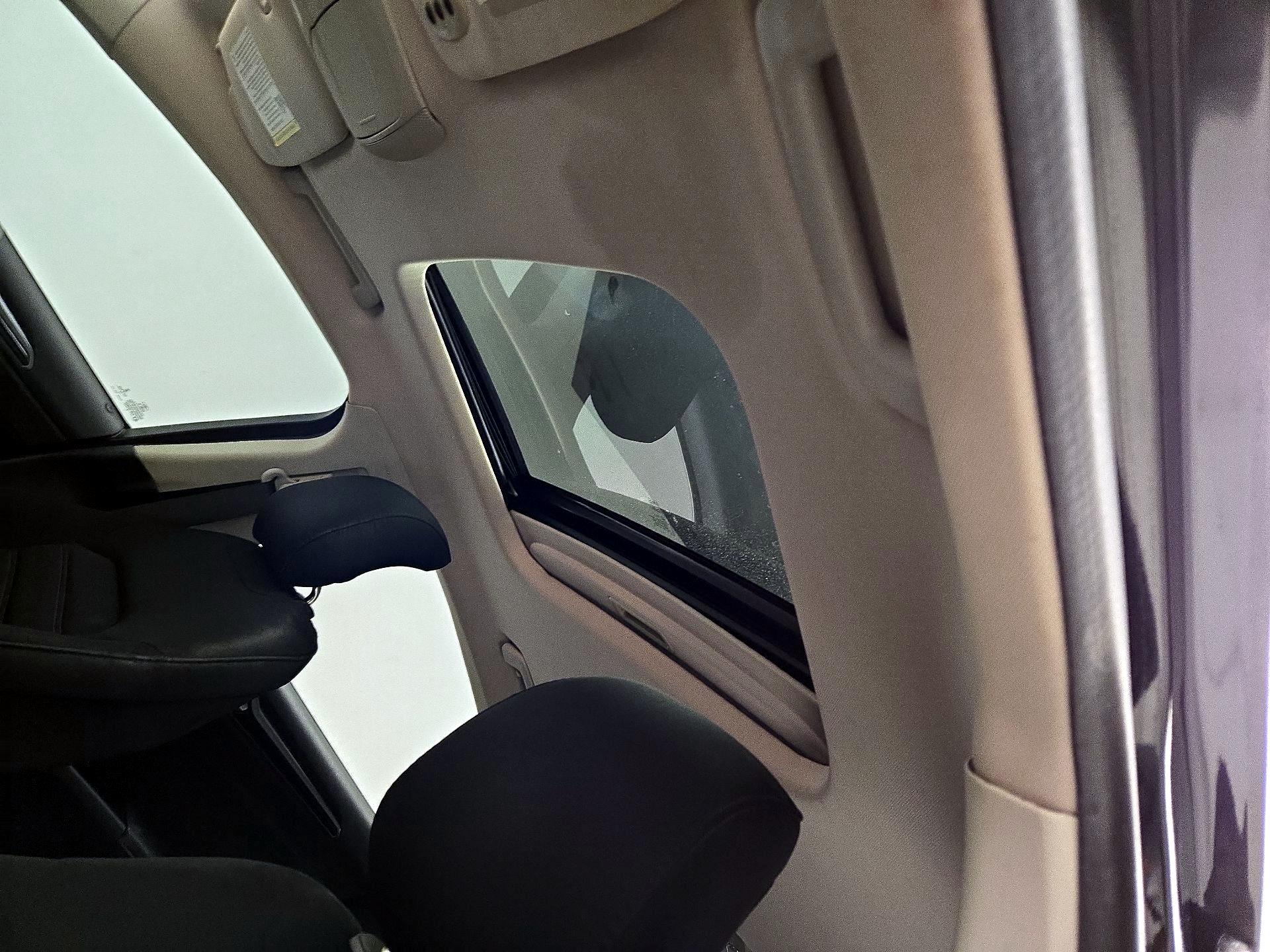 Thumbnail: 2015 Ford Fusion - 19