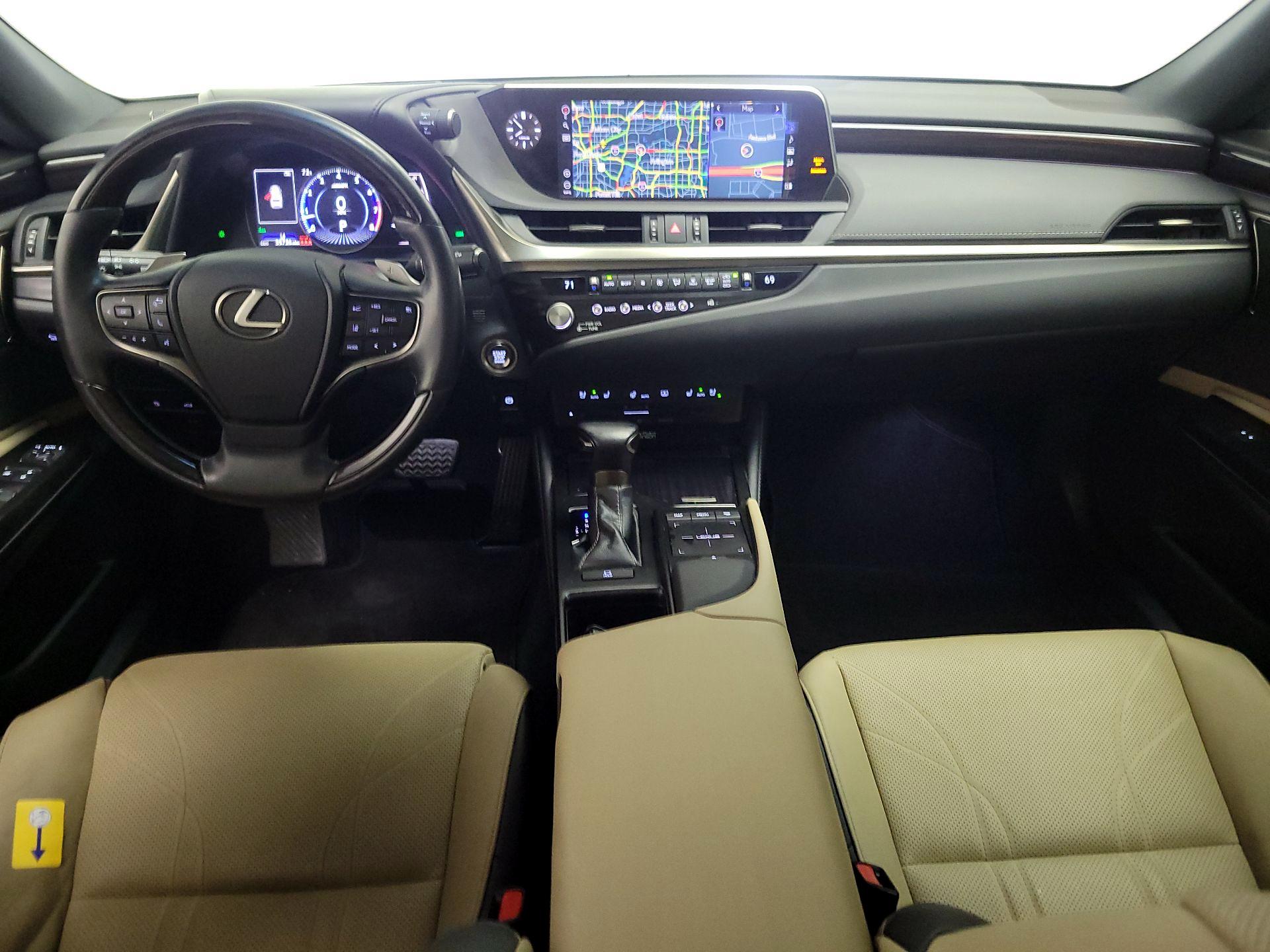 Thumbnail: 2021 Lexus ES - 9