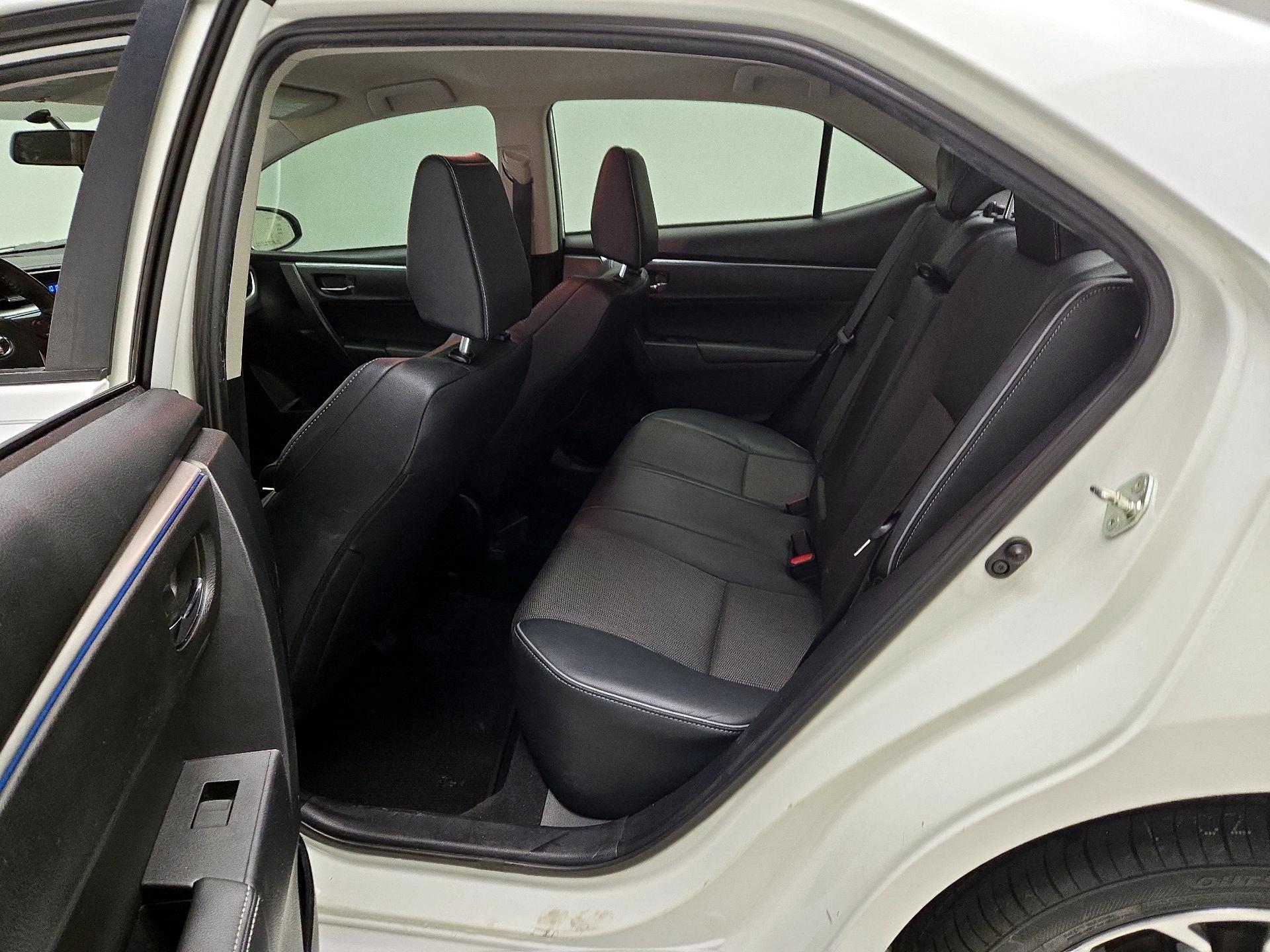 Thumbnail: 2015 Toyota Corolla - 19