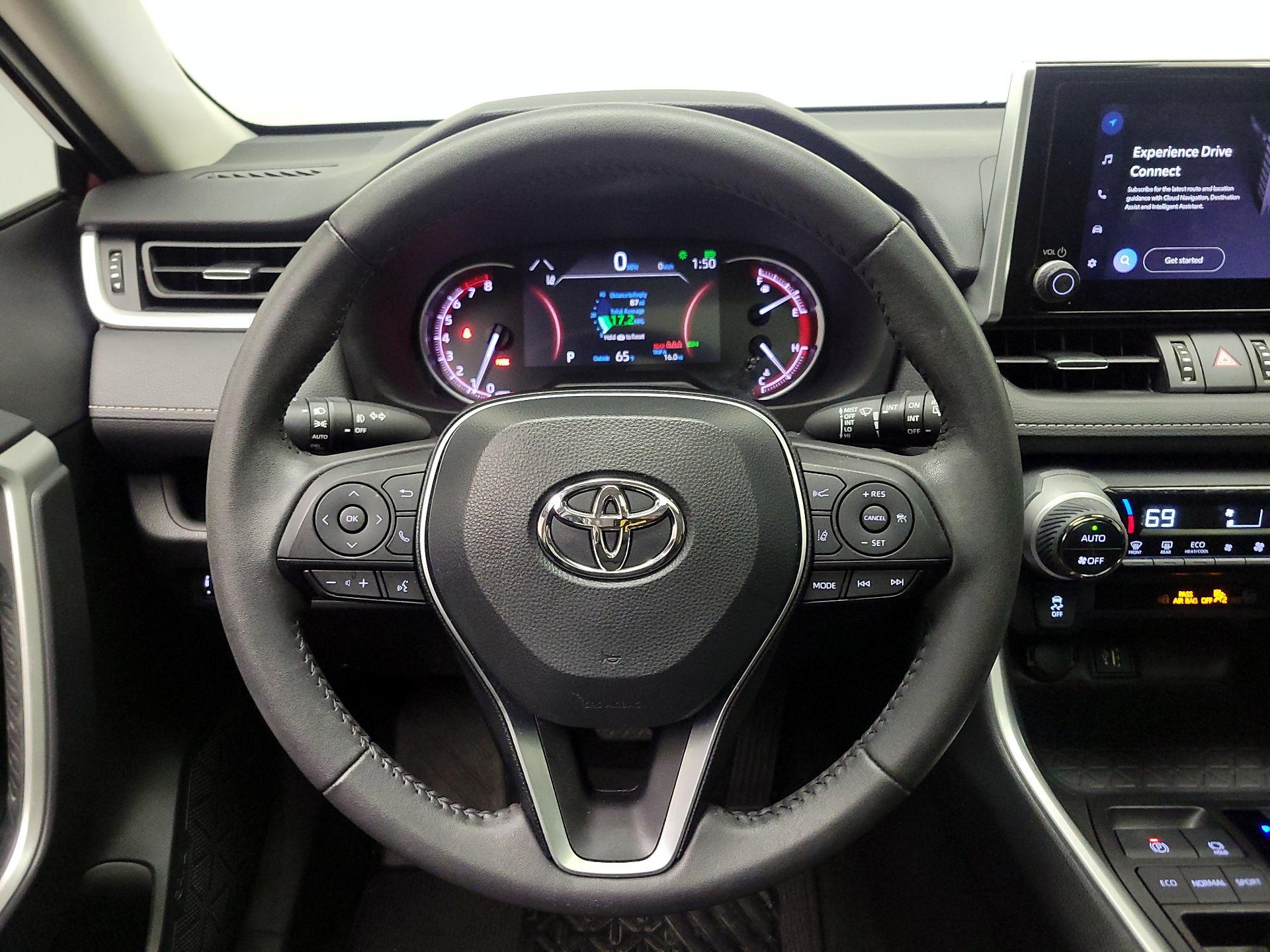 Thumbnail: 2023 Toyota RAV4 - 10