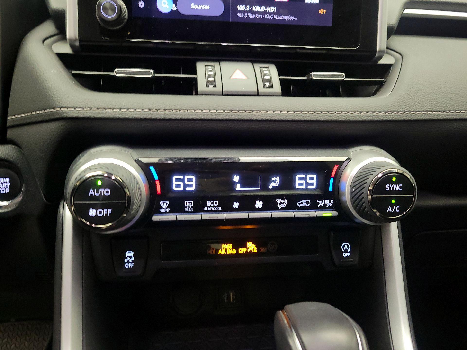 Thumbnail: 2023 Toyota RAV4 - 17