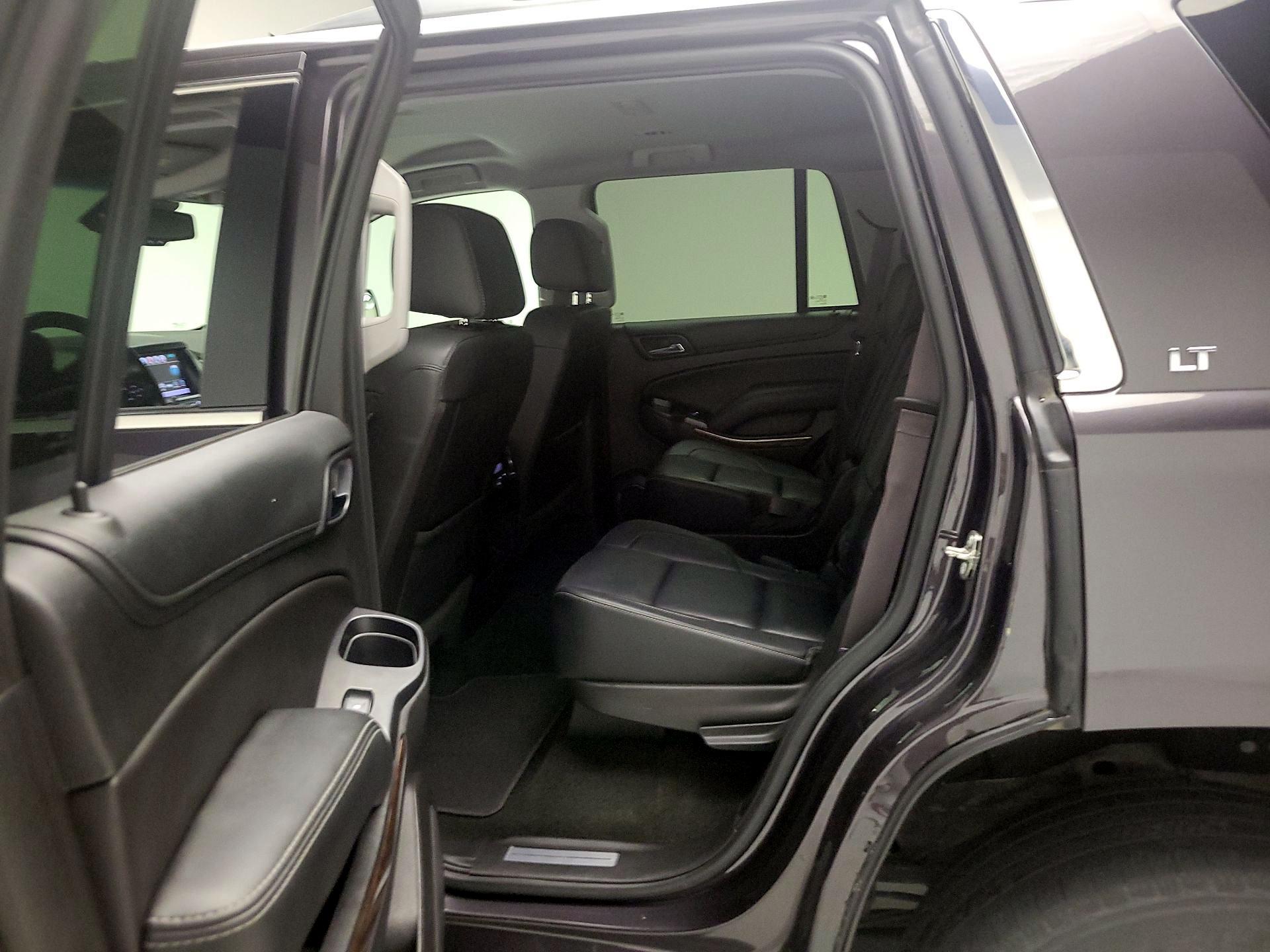 Thumbnail: 2017 Chevrolet Tahoe - 9