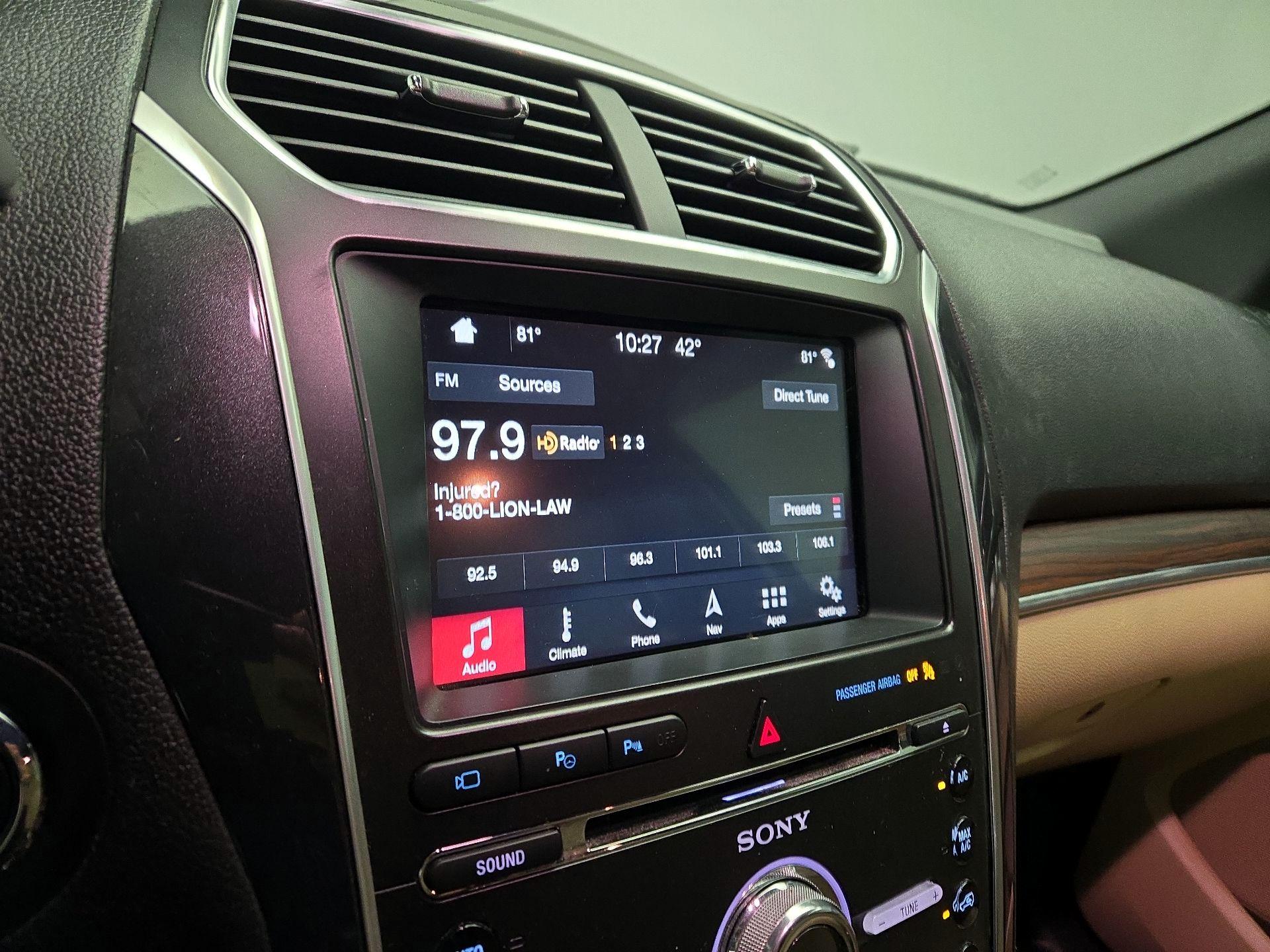 Thumbnail: 2017 Ford Explorer - 16