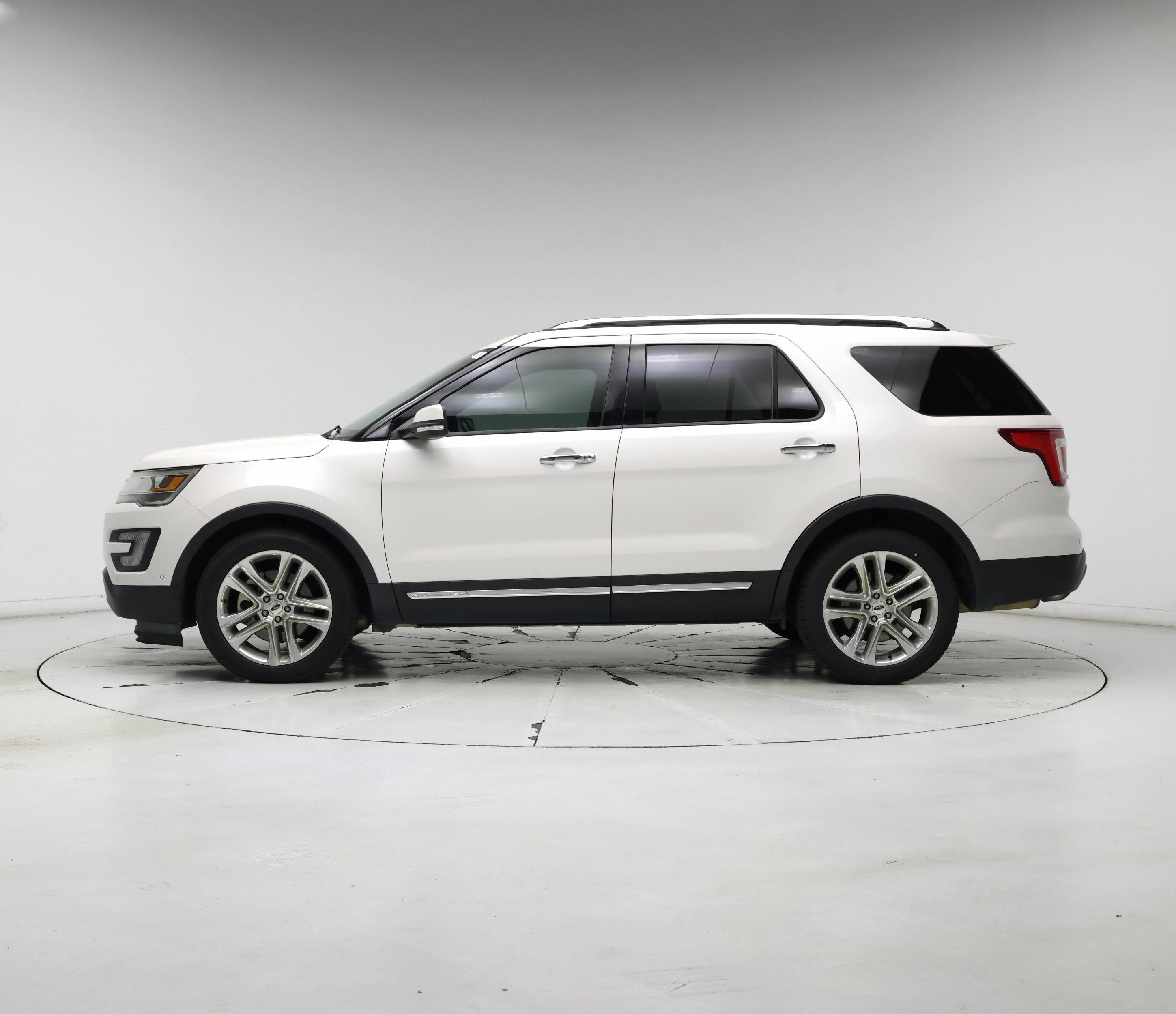 Thumbnail: 2017 Ford Explorer - 3
