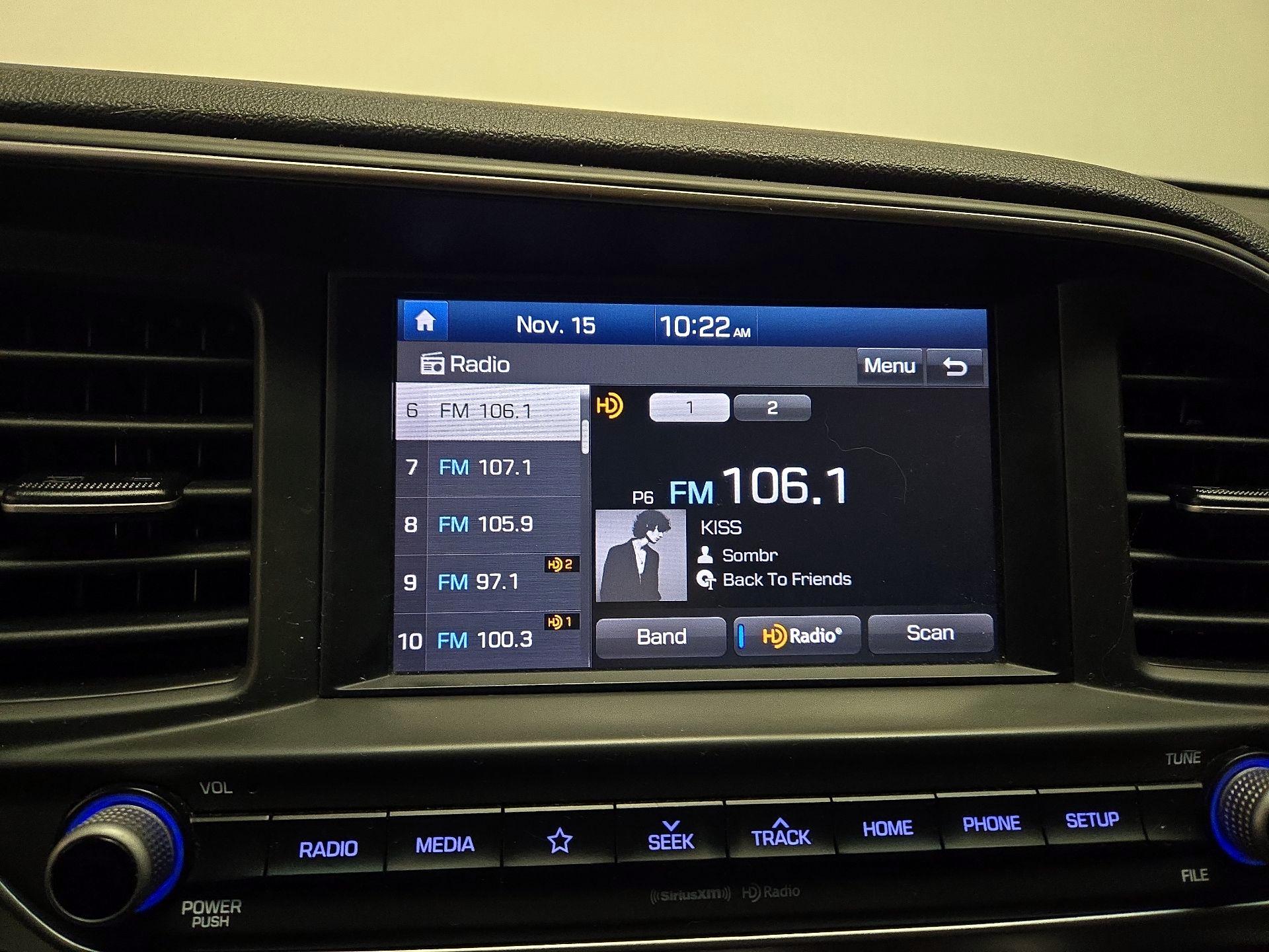 Thumbnail: 2019 Hyundai Elantra - 15