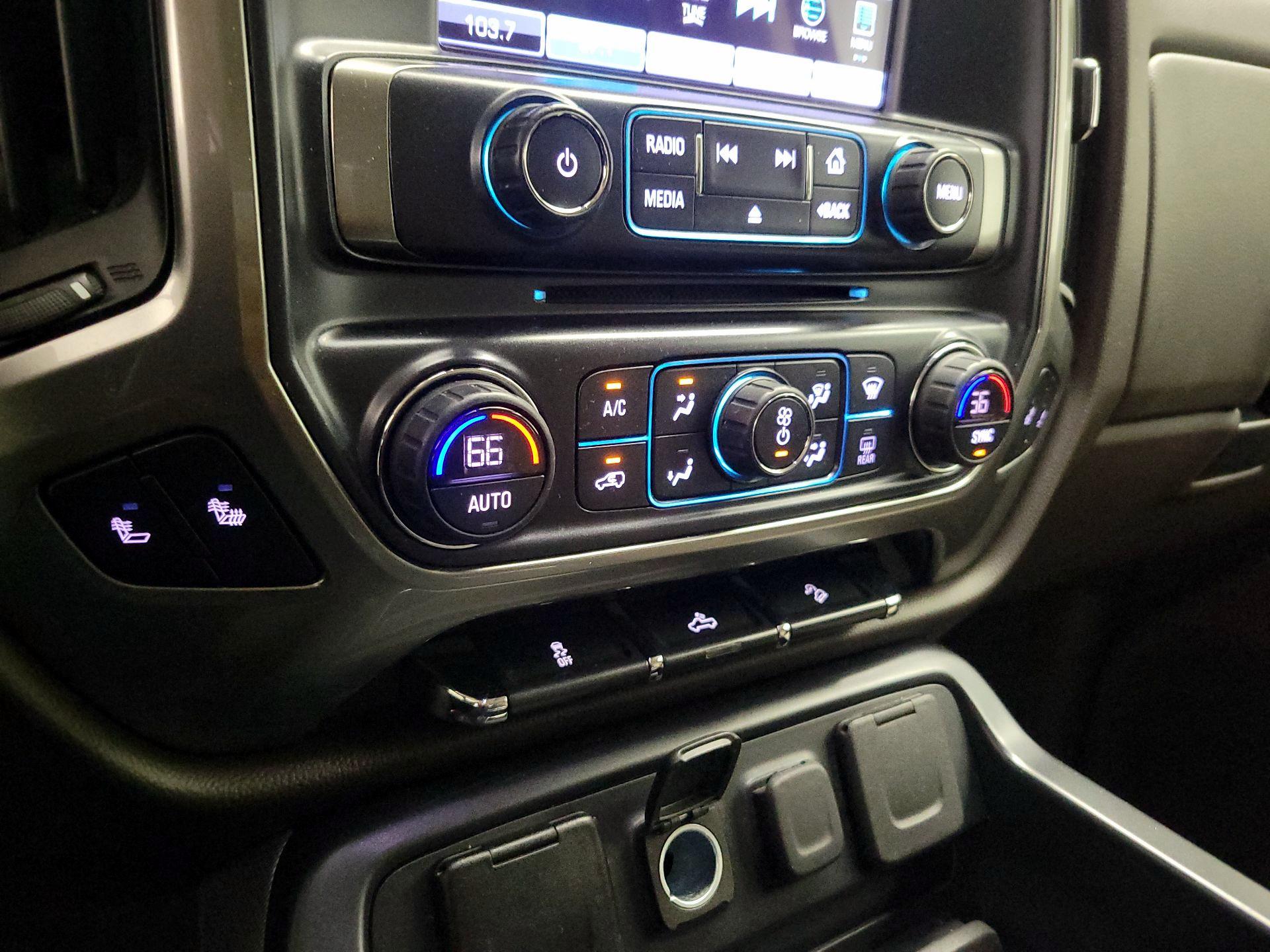 Thumbnail: 2018 Chevrolet Silverado 1500 - 16