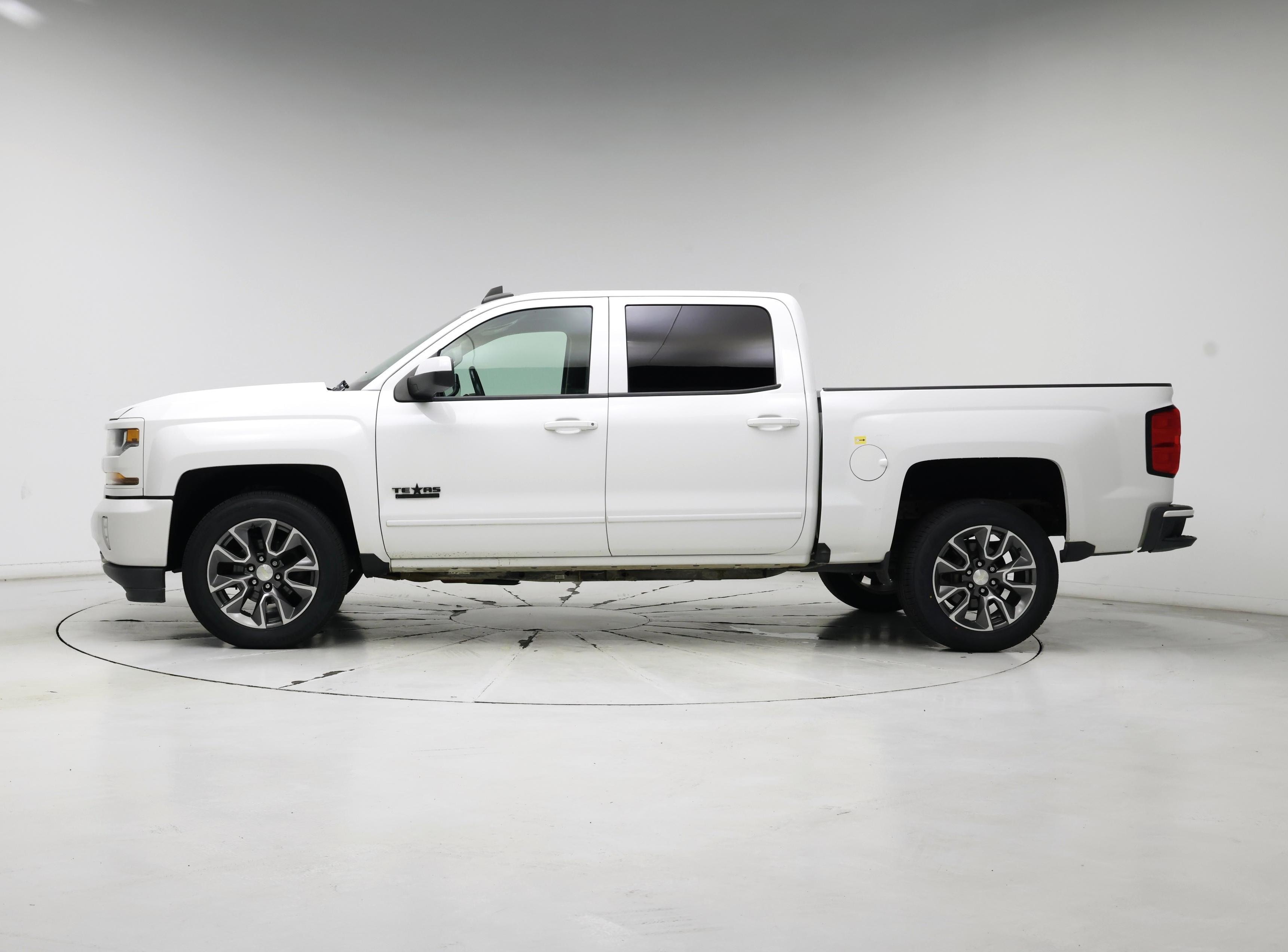 Thumbnail: 2018 Chevrolet Silverado 1500 - 3